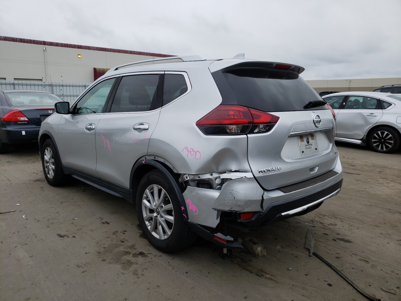 Photo 2 VIN: KNMAT2MT3JP510637 - NISSAN ROGUE S 