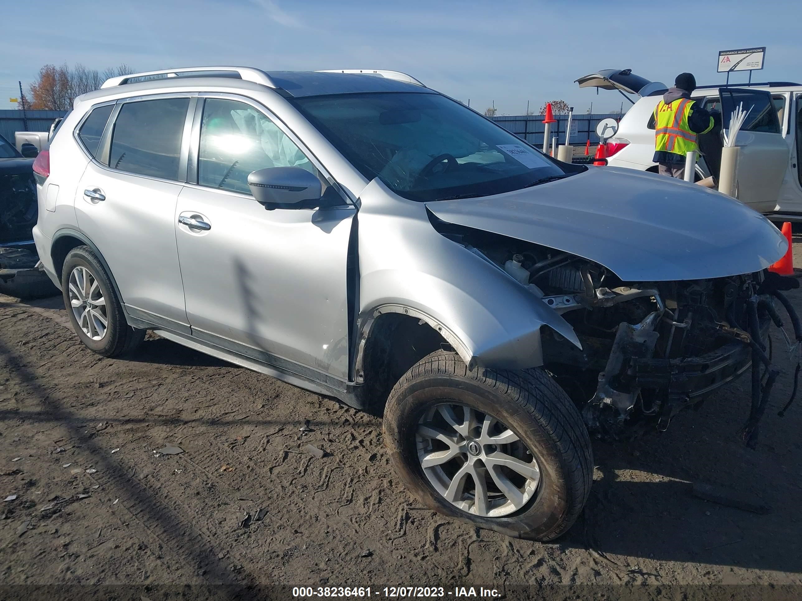 Photo 12 VIN: KNMAT2MT3JP513991 - NISSAN ROGUE 