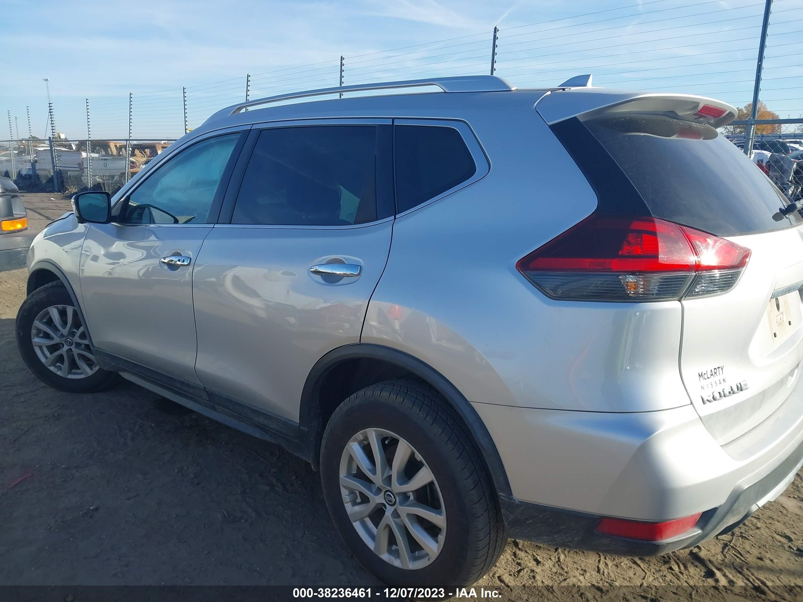 Photo 13 VIN: KNMAT2MT3JP513991 - NISSAN ROGUE 