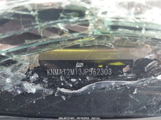 Photo 8 VIN: KNMAT2MT3JP562303 - NISSAN ROGUE 