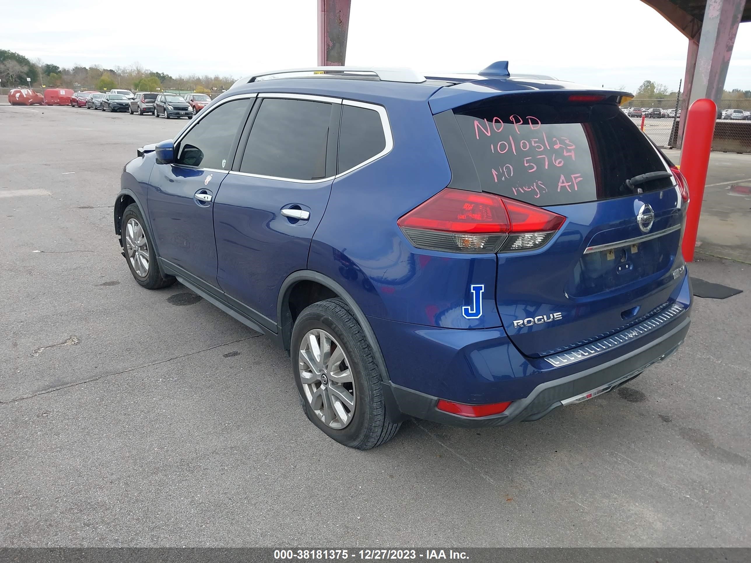 Photo 2 VIN: KNMAT2MT3JP605764 - NISSAN ROGUE 