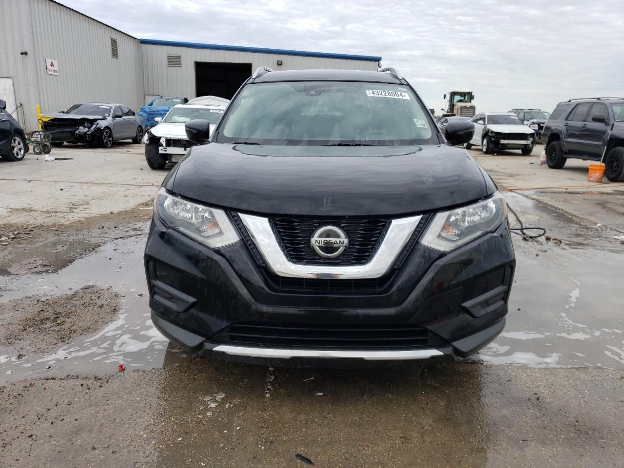 Photo 4 VIN: KNMAT2MT3KP543817 - NISSAN ROGUE 