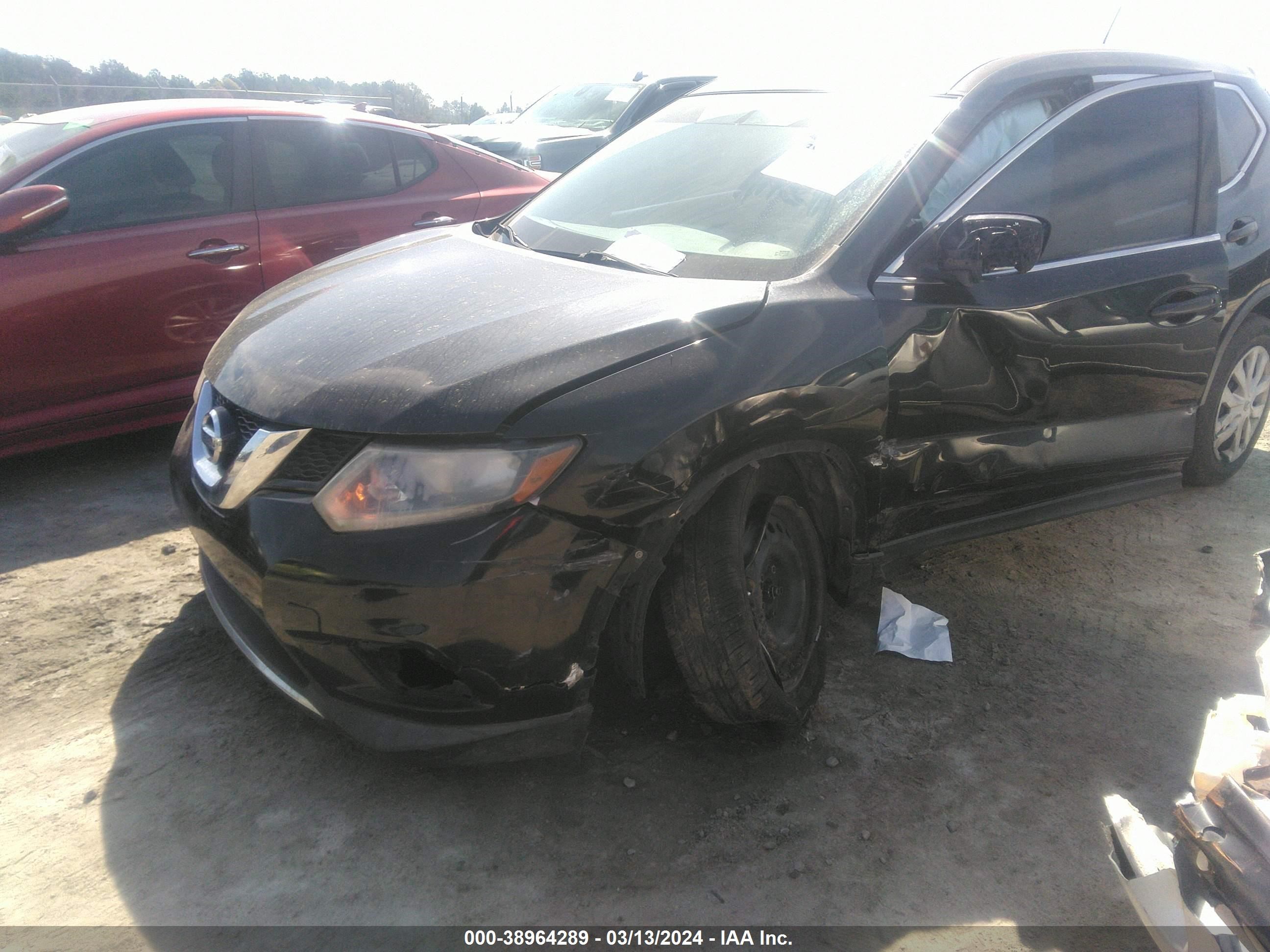 Photo 5 VIN: KNMAT2MT4GP647711 - NISSAN ROGUE 