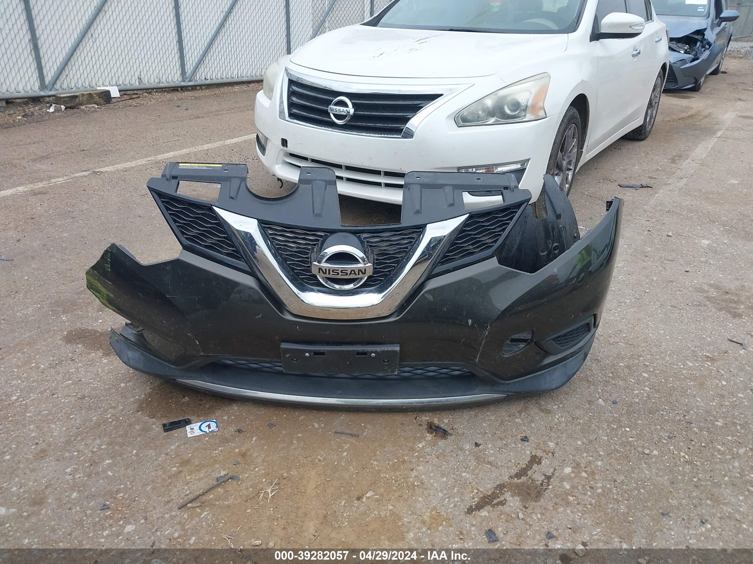 Photo 10 VIN: KNMAT2MT4GP678473 - NISSAN ROGUE 