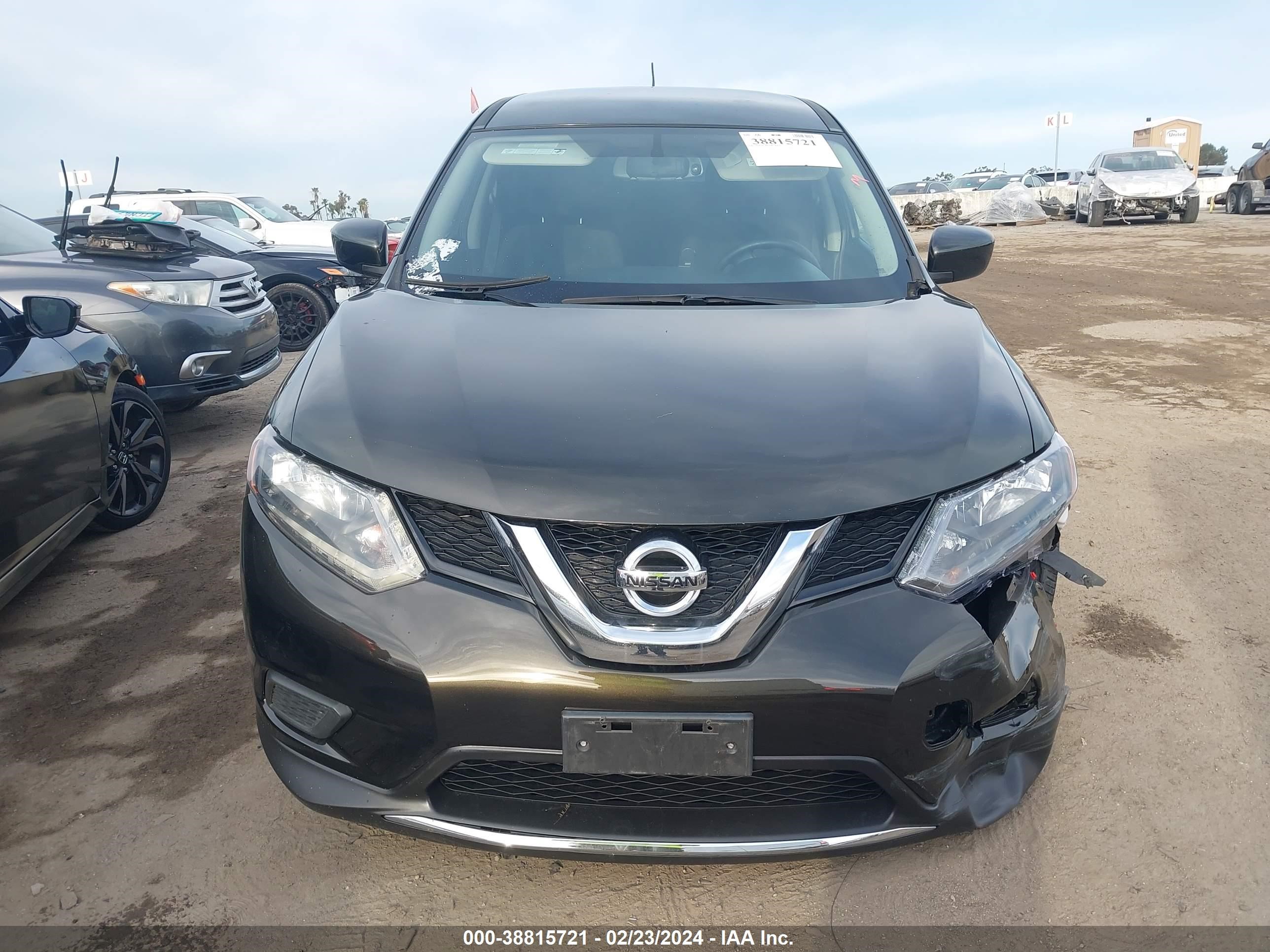 Photo 10 VIN: KNMAT2MT4GP686881 - NISSAN ROGUE 