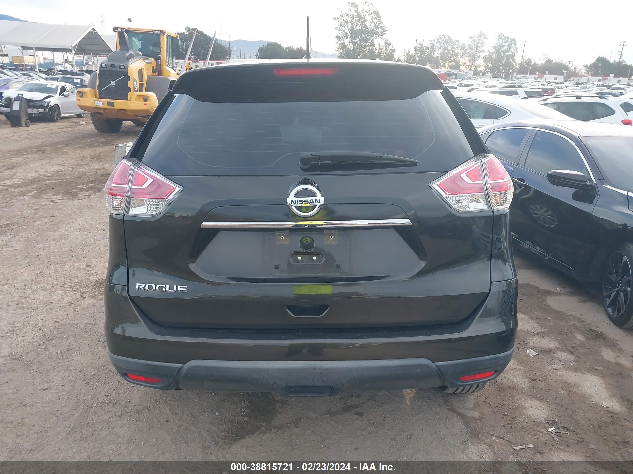 Photo 14 VIN: KNMAT2MT4GP686881 - NISSAN ROGUE 