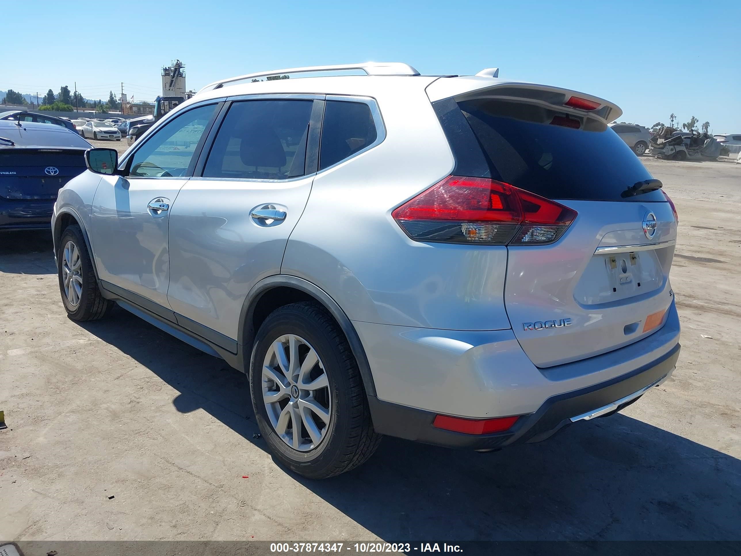 Photo 2 VIN: KNMAT2MT4JP537068 - NISSAN ROGUE 