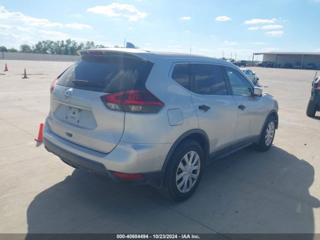 Photo 3 VIN: KNMAT2MT4JP576713 - NISSAN ROGUE 