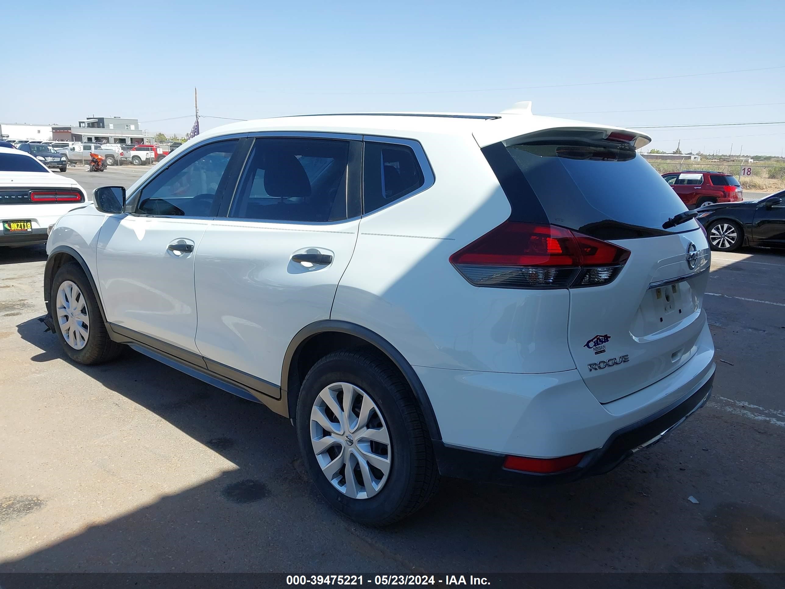 Photo 2 VIN: KNMAT2MT4KP520949 - NISSAN ROGUE 