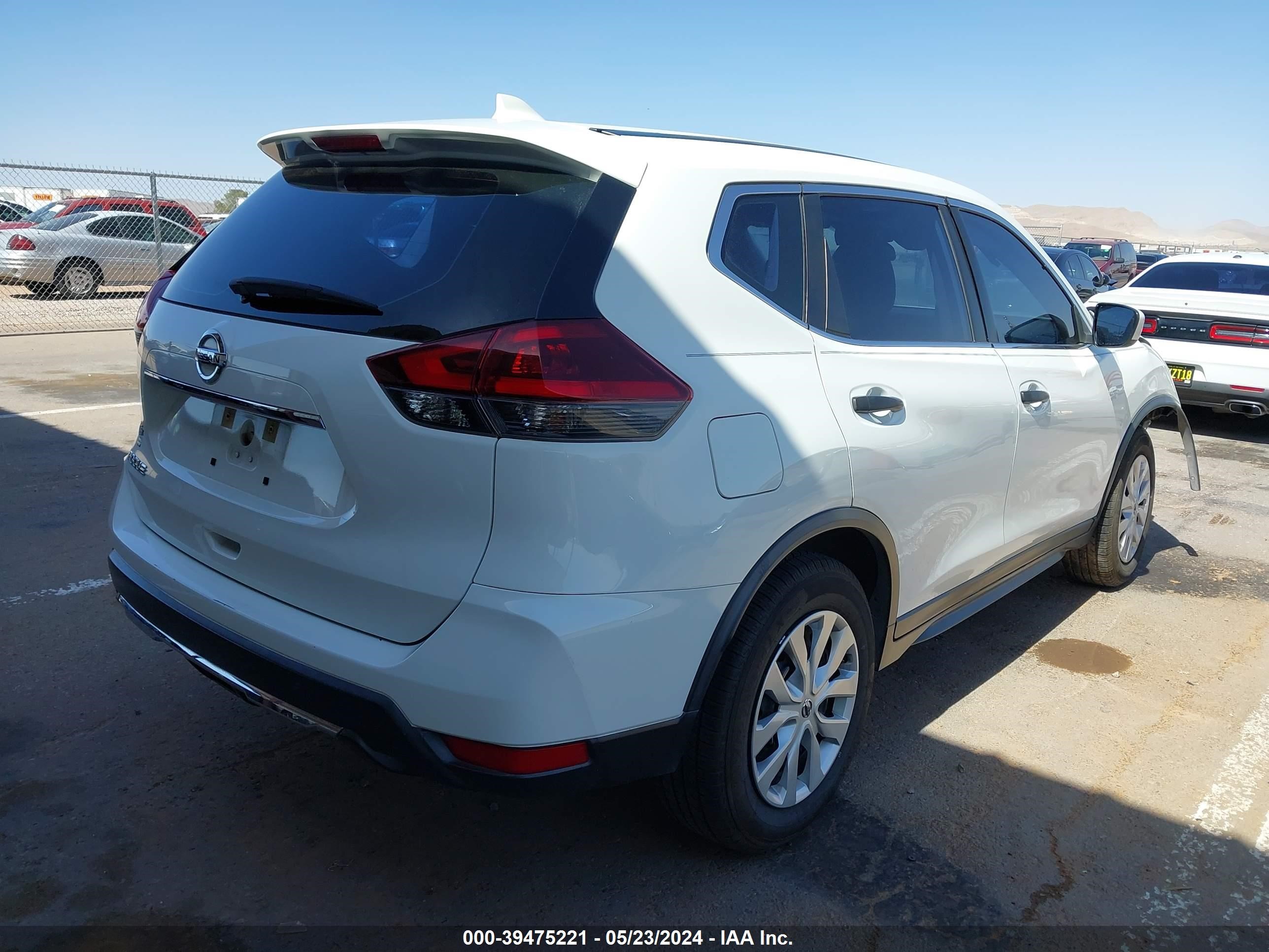 Photo 3 VIN: KNMAT2MT4KP520949 - NISSAN ROGUE 