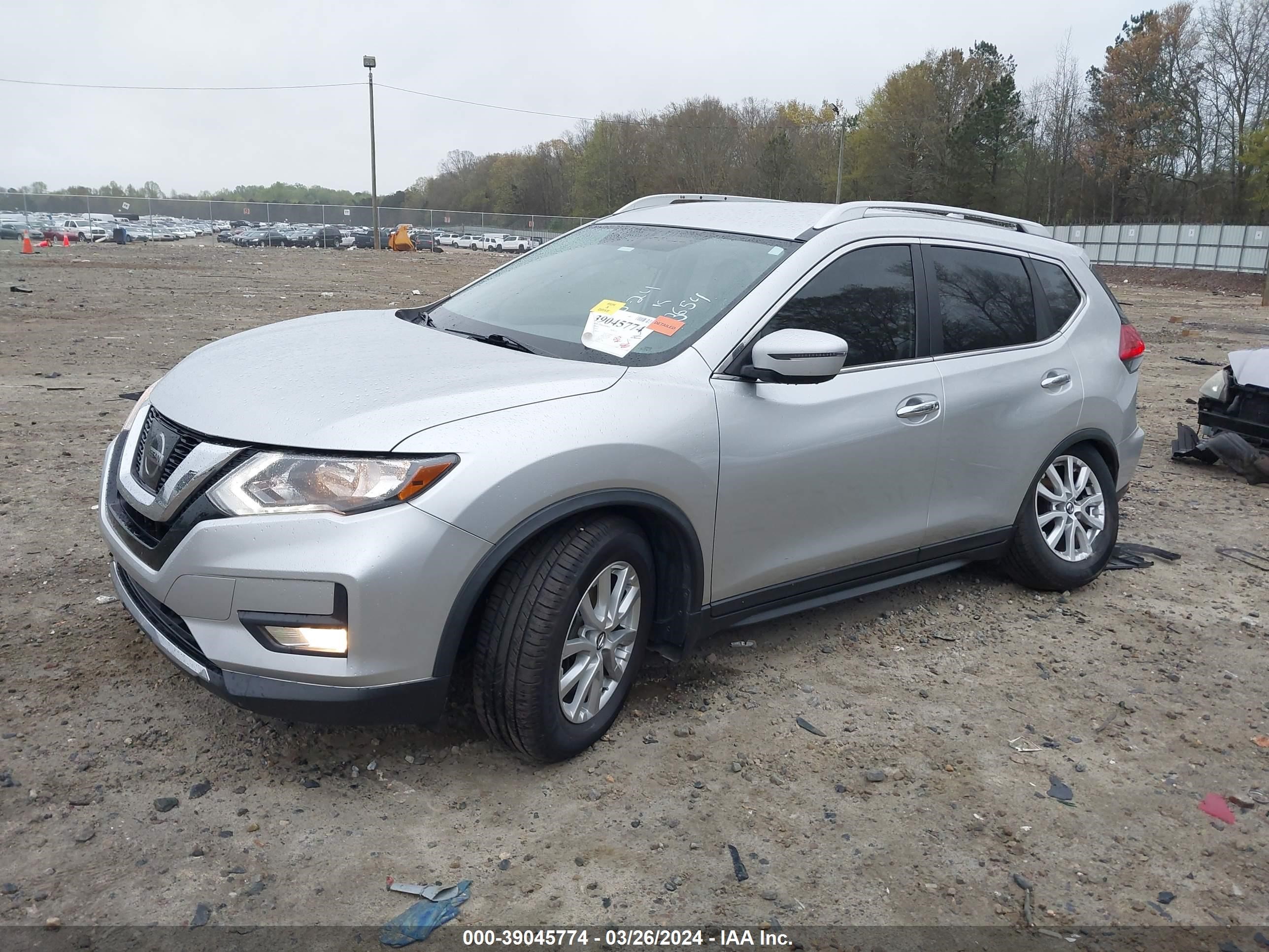 Photo 1 VIN: KNMAT2MT5HP603654 - NISSAN ROGUE 