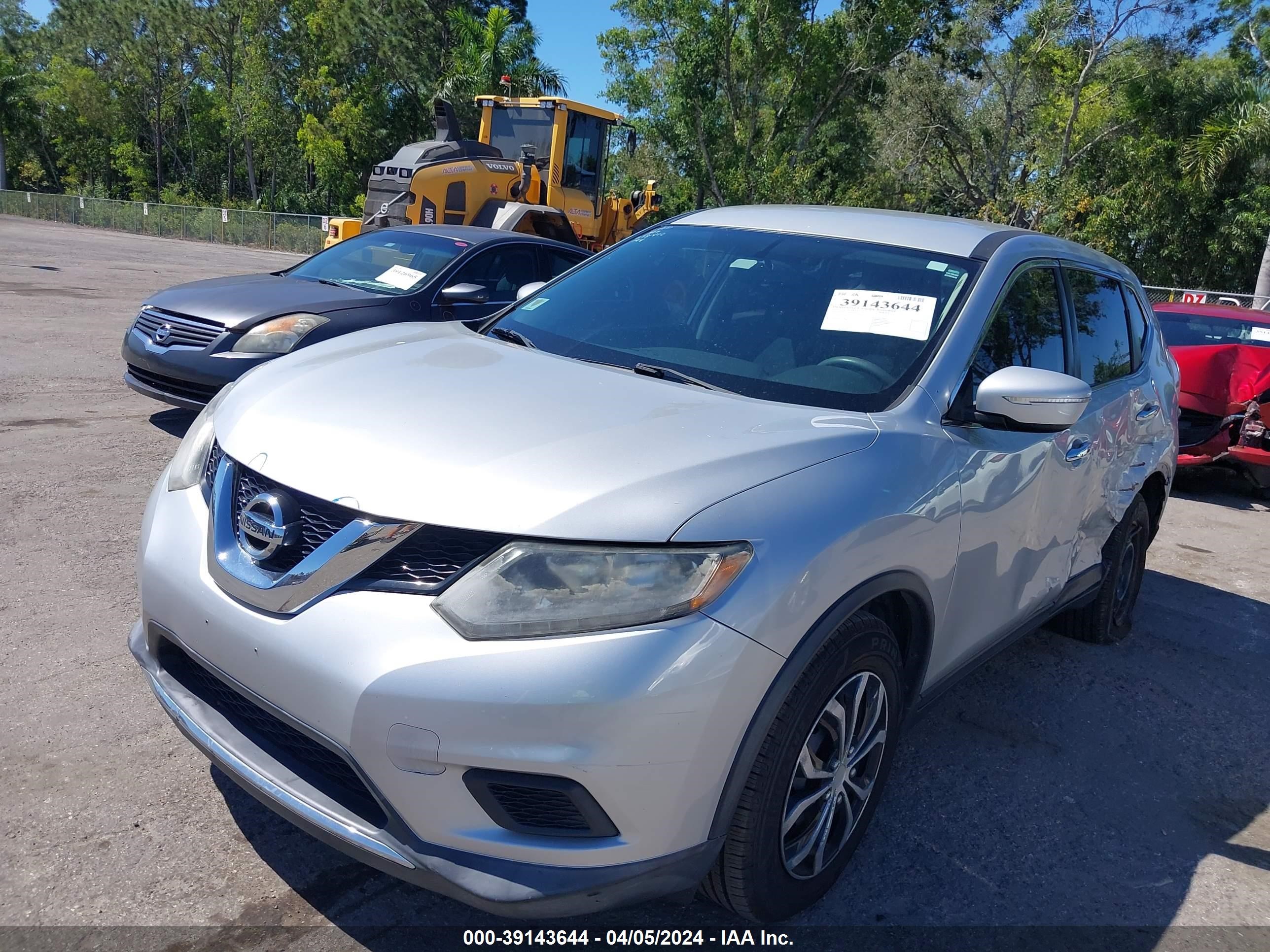 Photo 1 VIN: KNMAT2MT6FP541727 - NISSAN ROGUE 