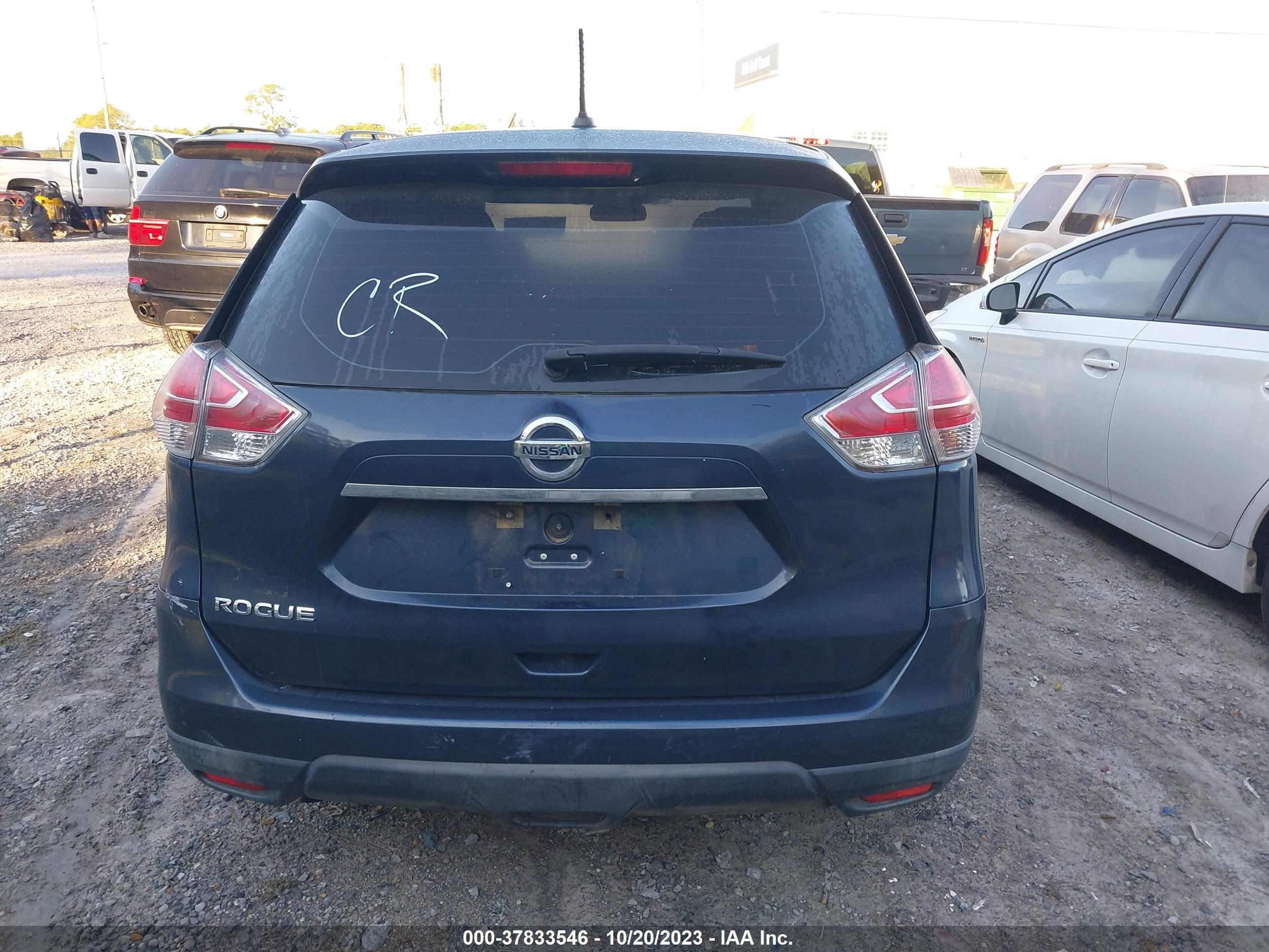 Photo 15 VIN: KNMAT2MT6FP560018 - NISSAN ROGUE 