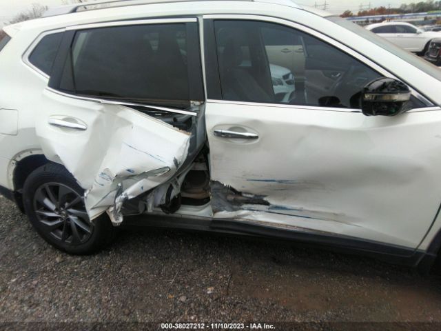 Photo 5 VIN: KNMAT2MT6GP667829 - NISSAN ROGUE 