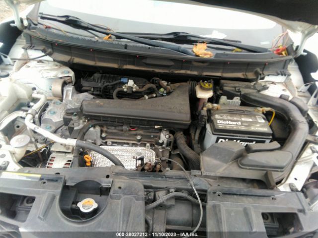 Photo 9 VIN: KNMAT2MT6GP667829 - NISSAN ROGUE 