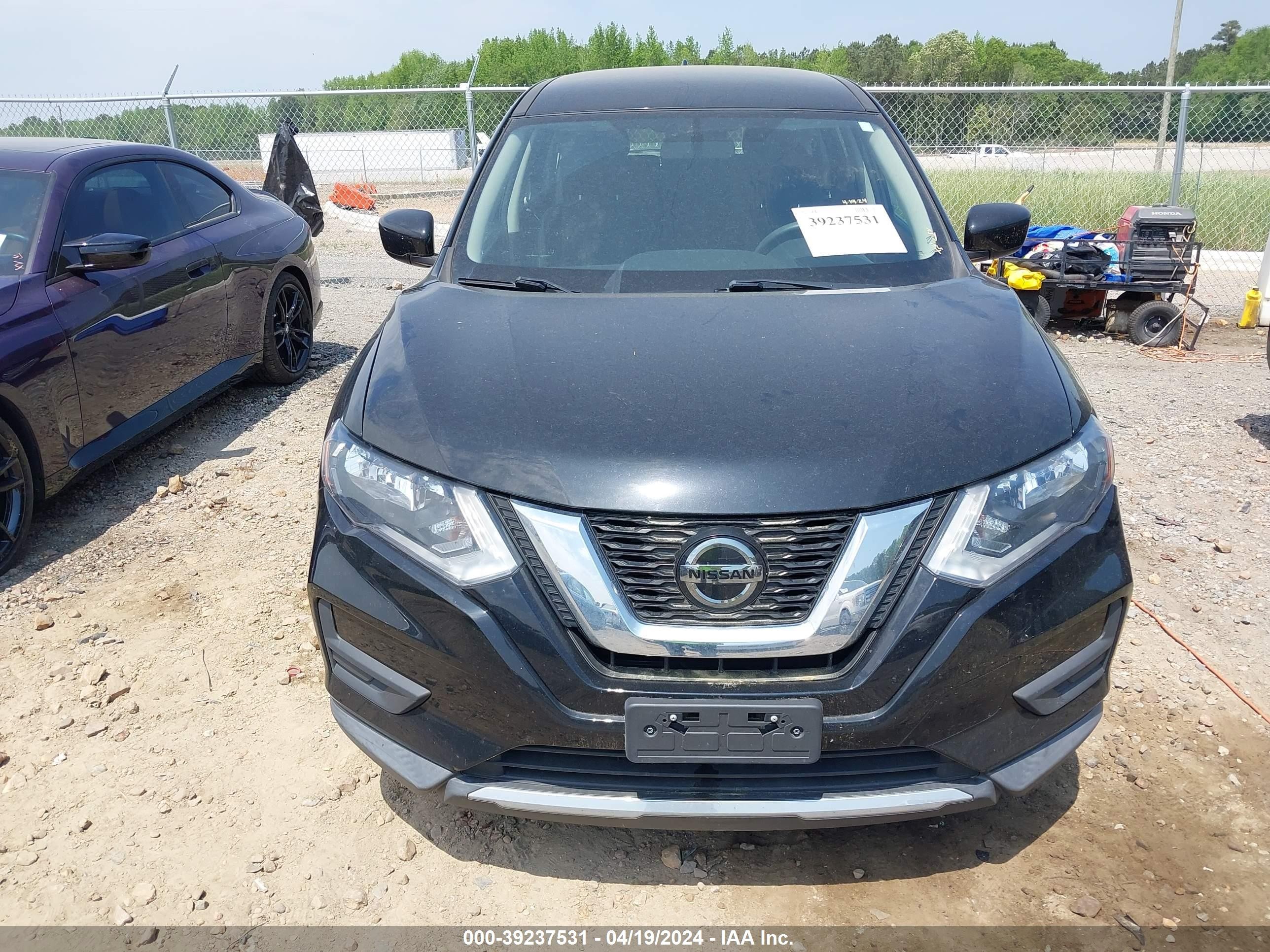 Photo 11 VIN: KNMAT2MT6JP620243 - NISSAN ROGUE 