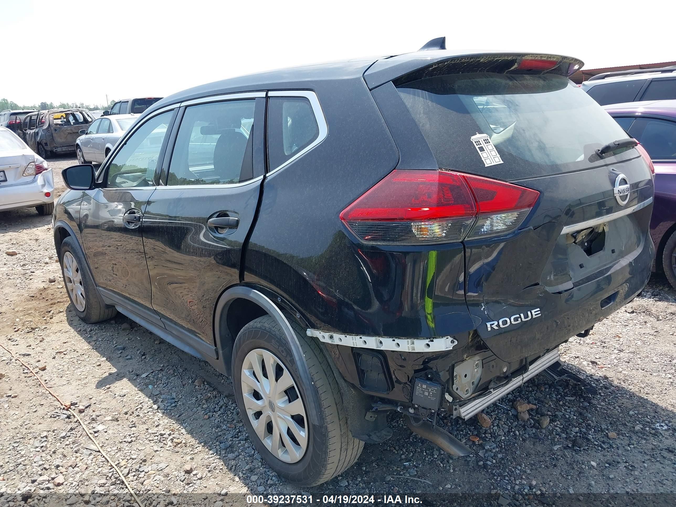 Photo 2 VIN: KNMAT2MT6JP620243 - NISSAN ROGUE 