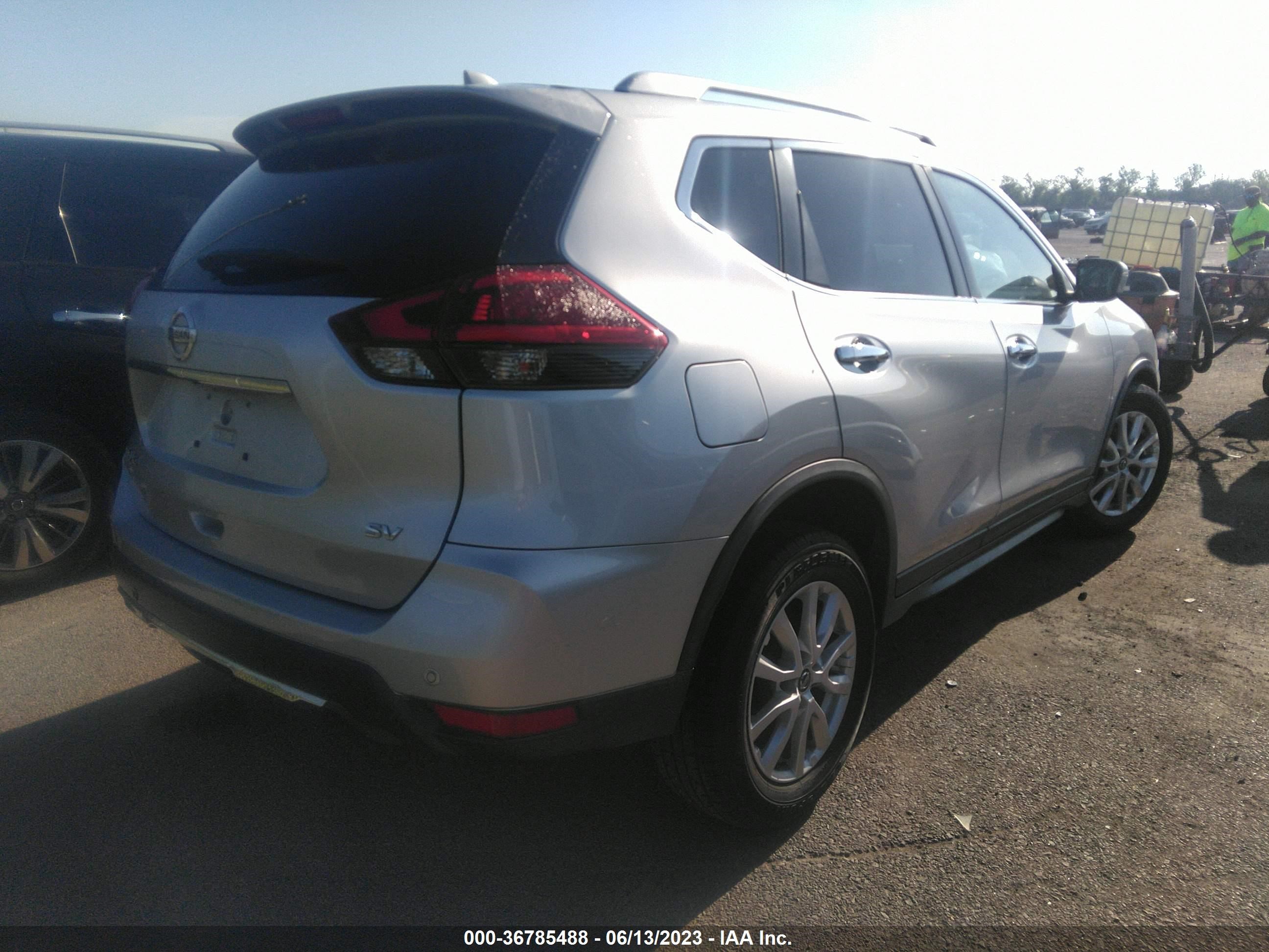 Photo 3 VIN: KNMAT2MT6KP531452 - NISSAN ROGUE 