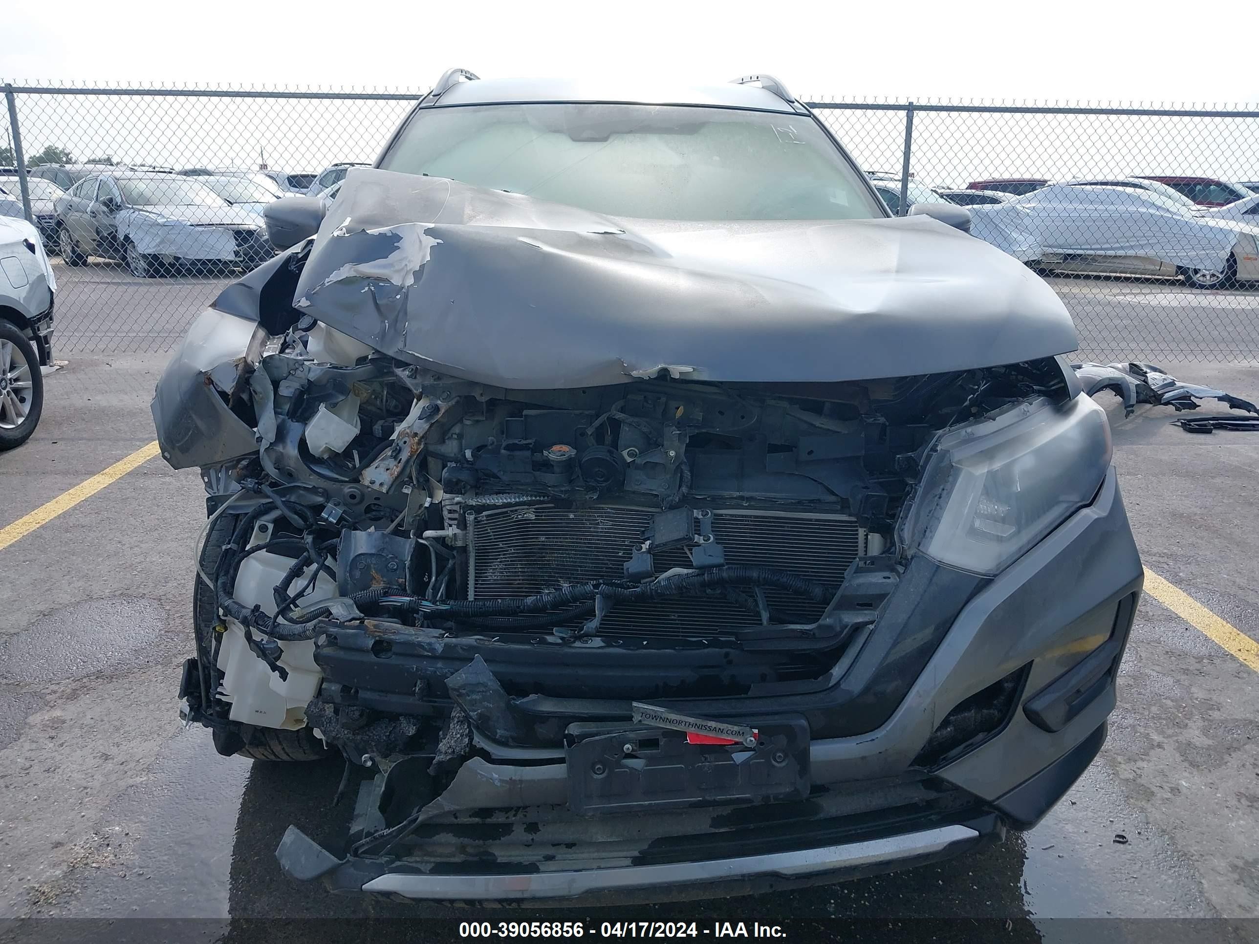 Photo 10 VIN: KNMAT2MT6KP536425 - NISSAN ROGUE 