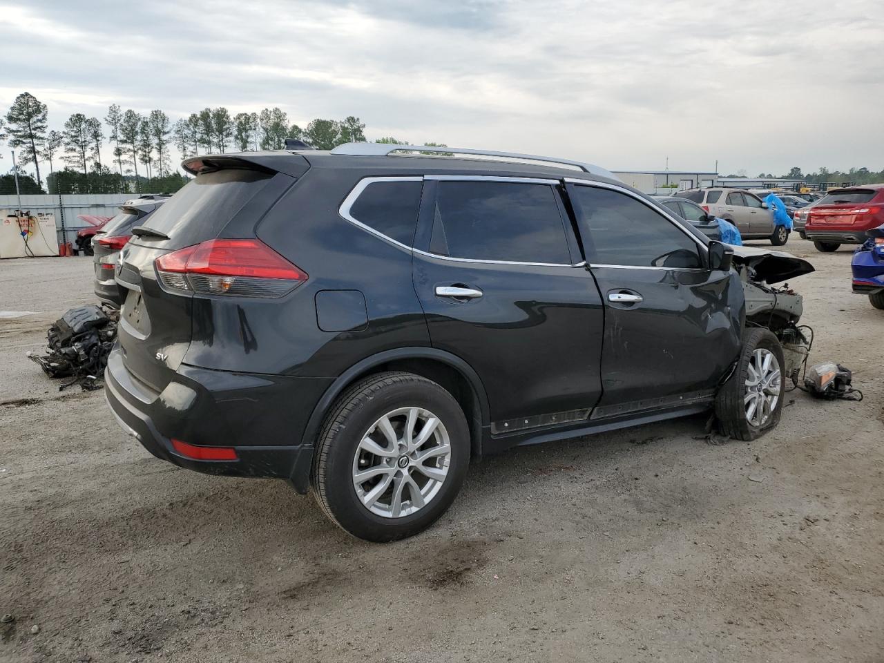 Photo 2 VIN: KNMAT2MT7HP602537 - NISSAN ROGUE 