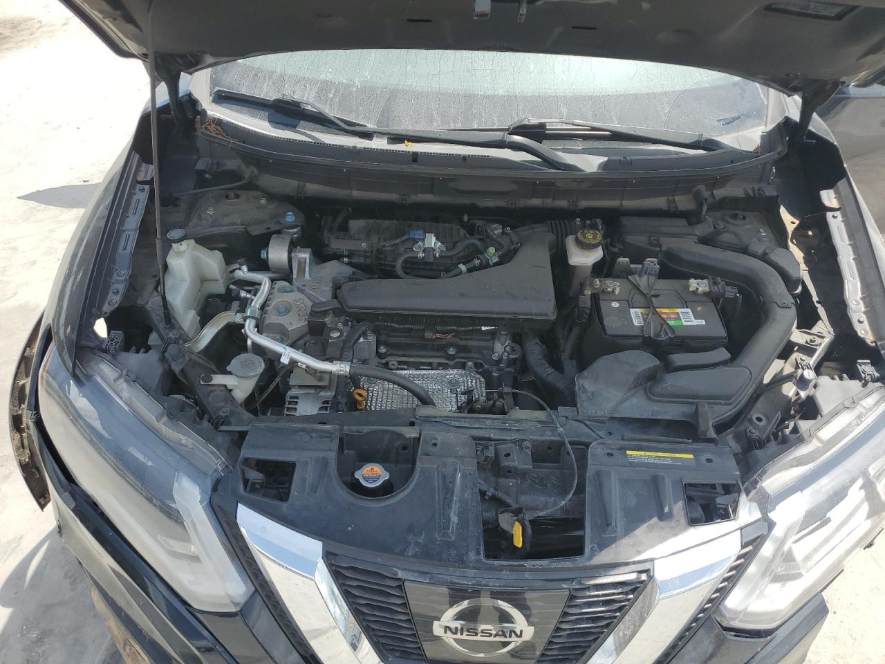 Photo 11 VIN: KNMAT2MT7HP613747 - NISSAN ROGUE 