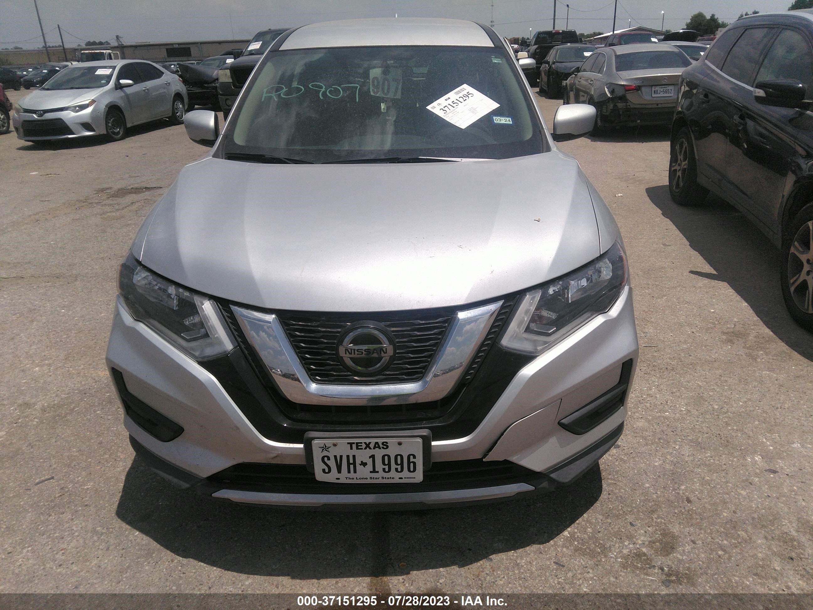 Photo 11 VIN: KNMAT2MT7JP528851 - NISSAN ROGUE 