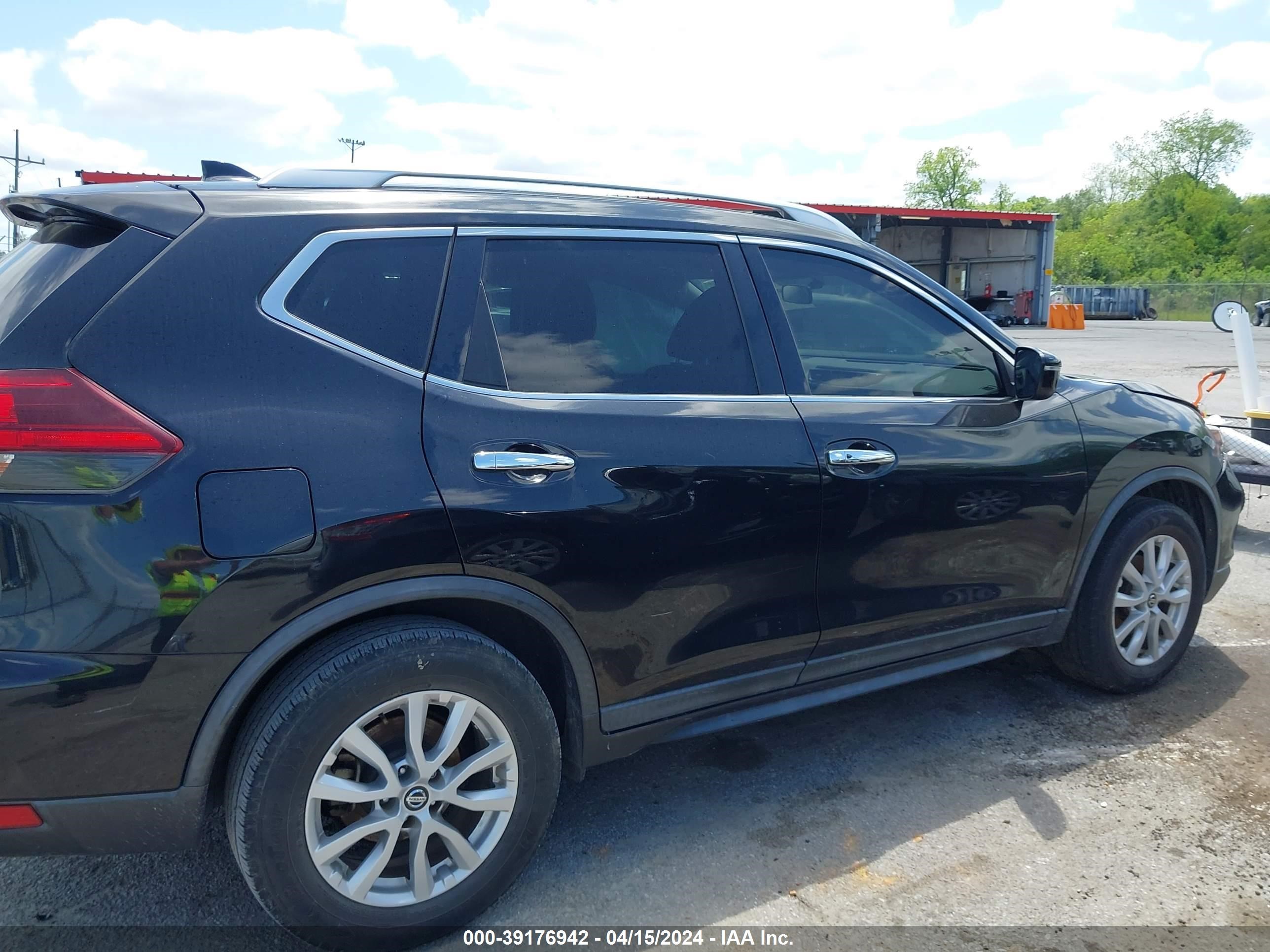 Photo 12 VIN: KNMAT2MT7JP537162 - NISSAN ROGUE 