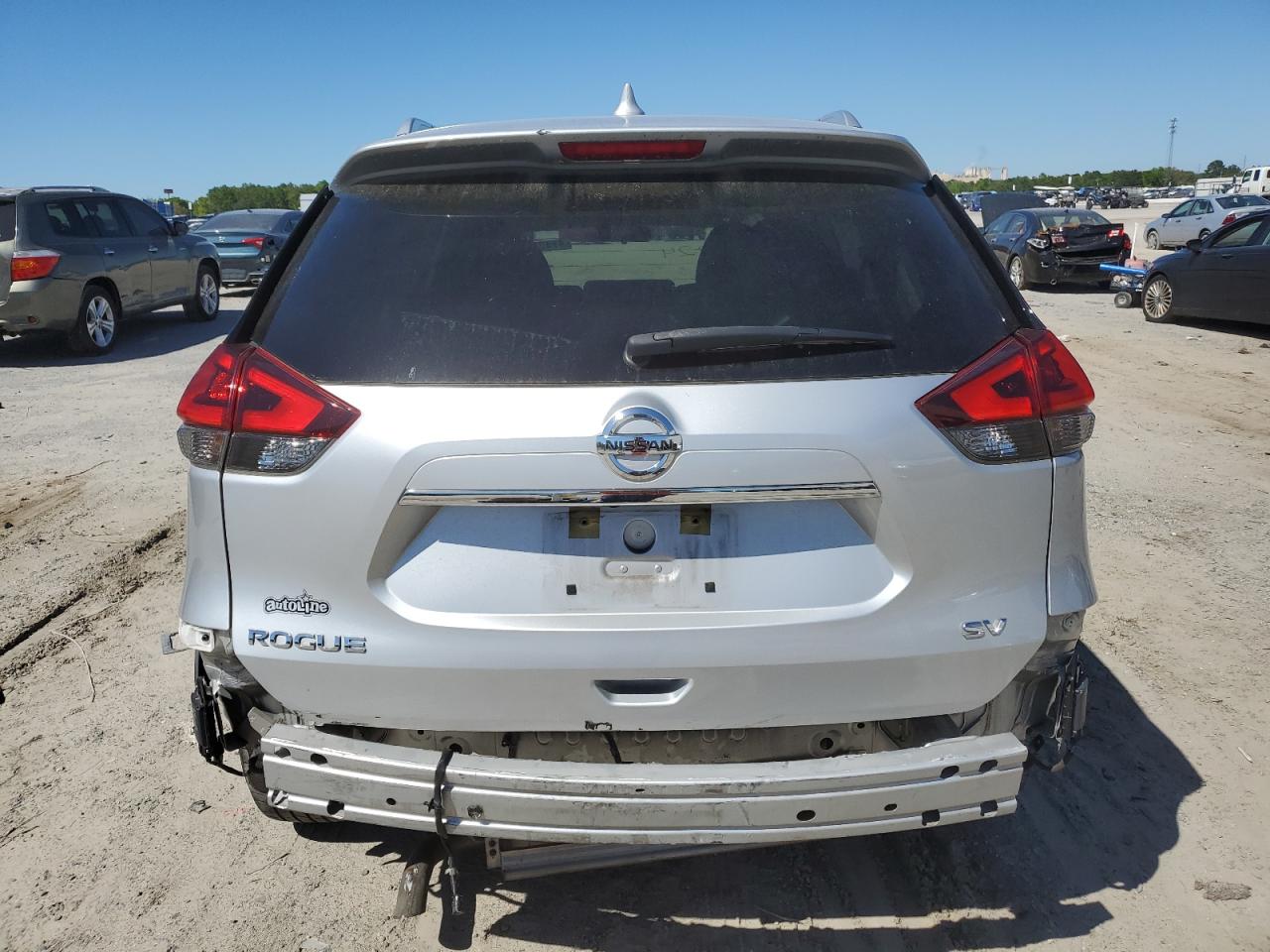 Photo 5 VIN: KNMAT2MT7JP562269 - NISSAN ROGUE 