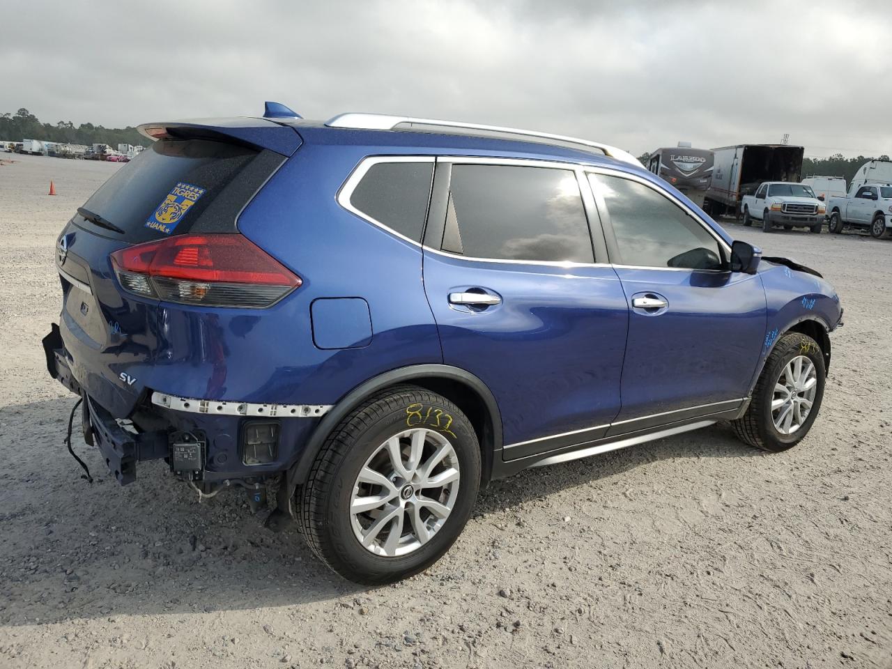 Photo 2 VIN: KNMAT2MT7JP606545 - NISSAN ROGUE 