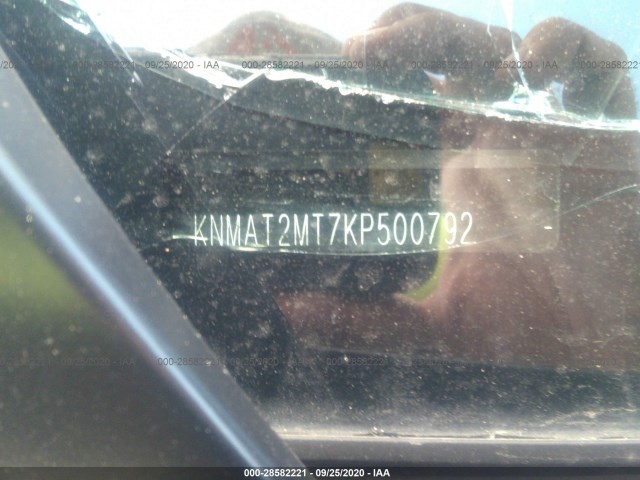 Photo 8 VIN: KNMAT2MT7KP500792 - NISSAN ROGUE 