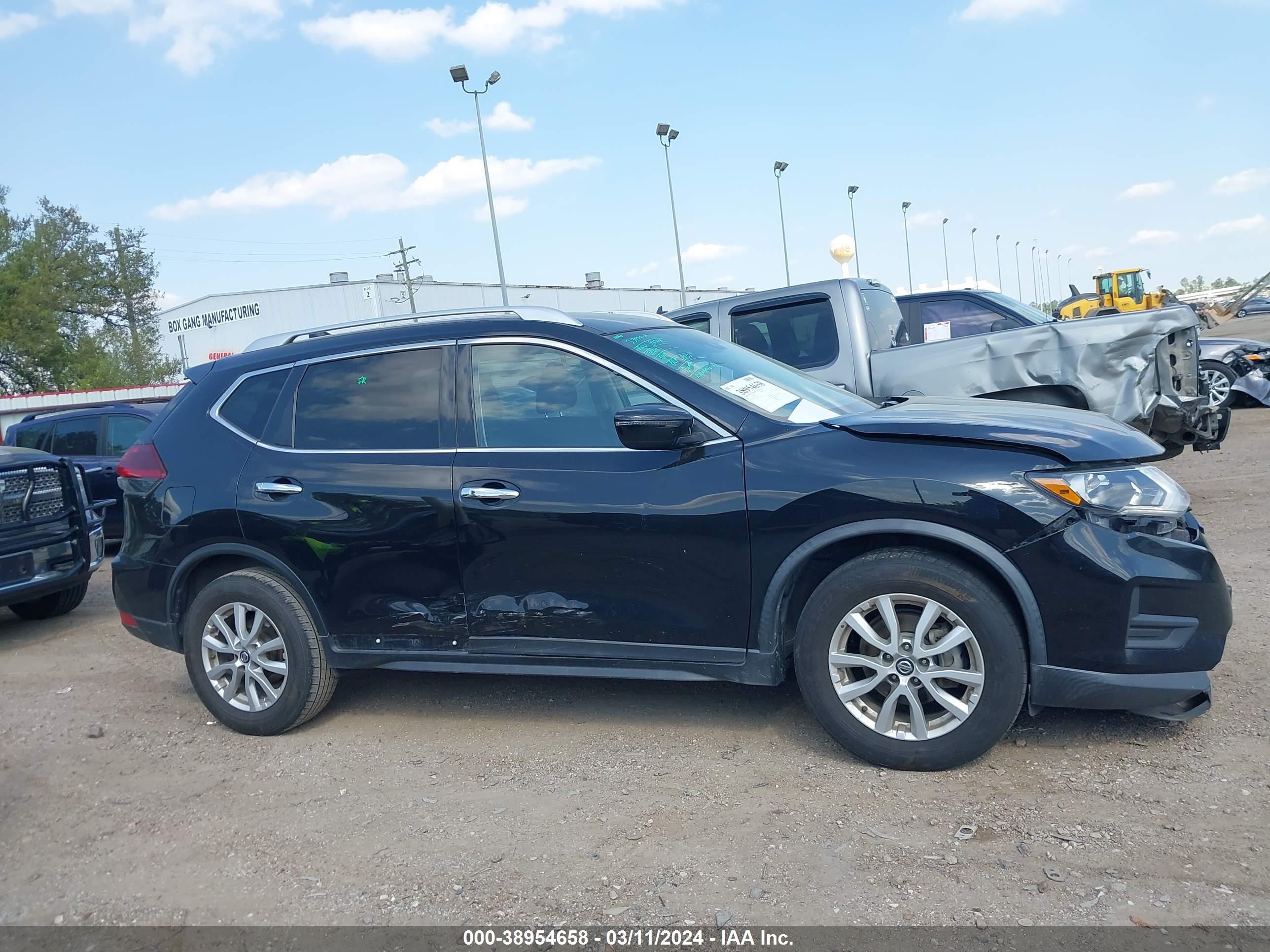 Photo 12 VIN: KNMAT2MT7LP505993 - NISSAN ROGUE 