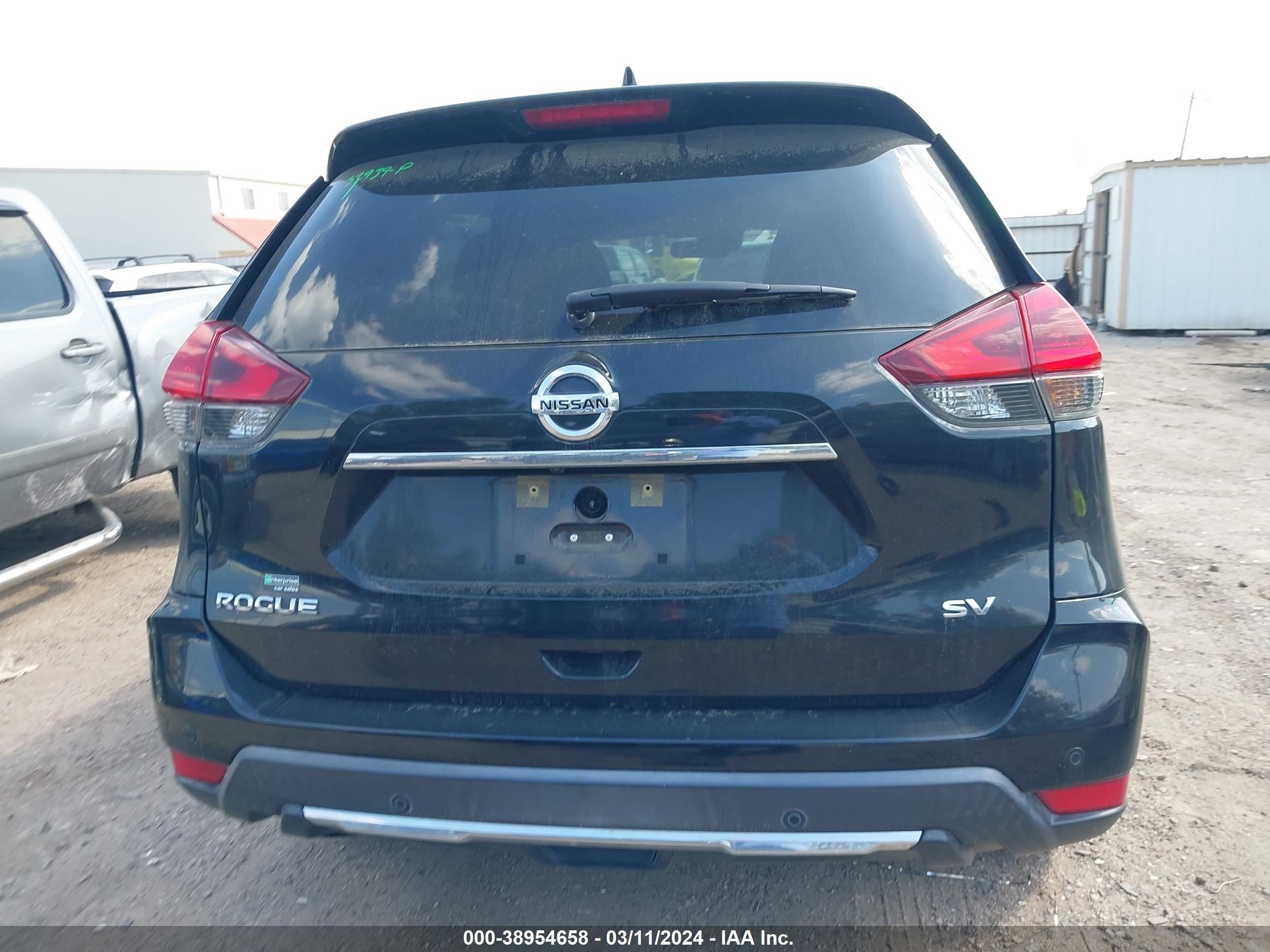 Photo 15 VIN: KNMAT2MT7LP505993 - NISSAN ROGUE 