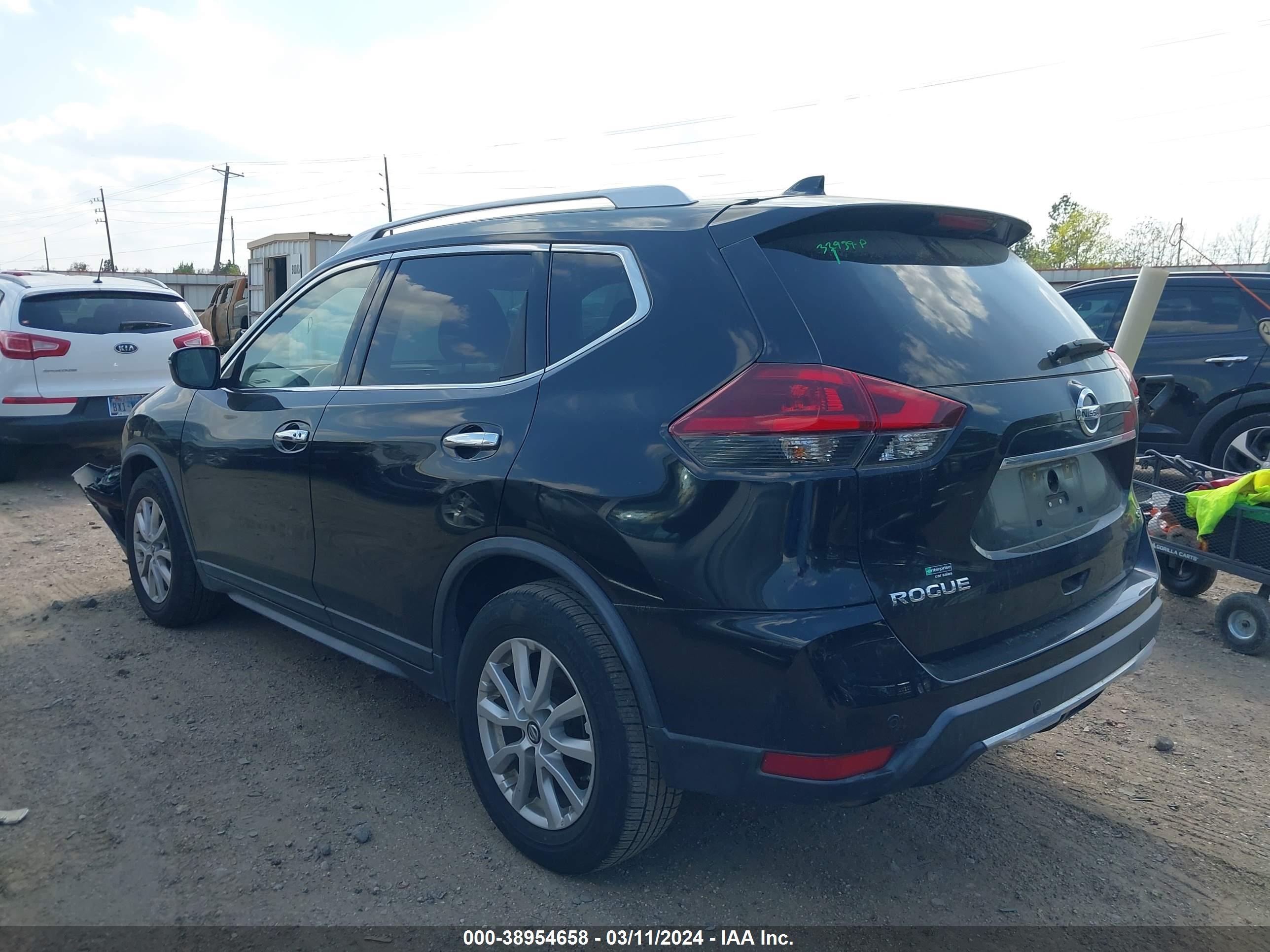 Photo 2 VIN: KNMAT2MT7LP505993 - NISSAN ROGUE 