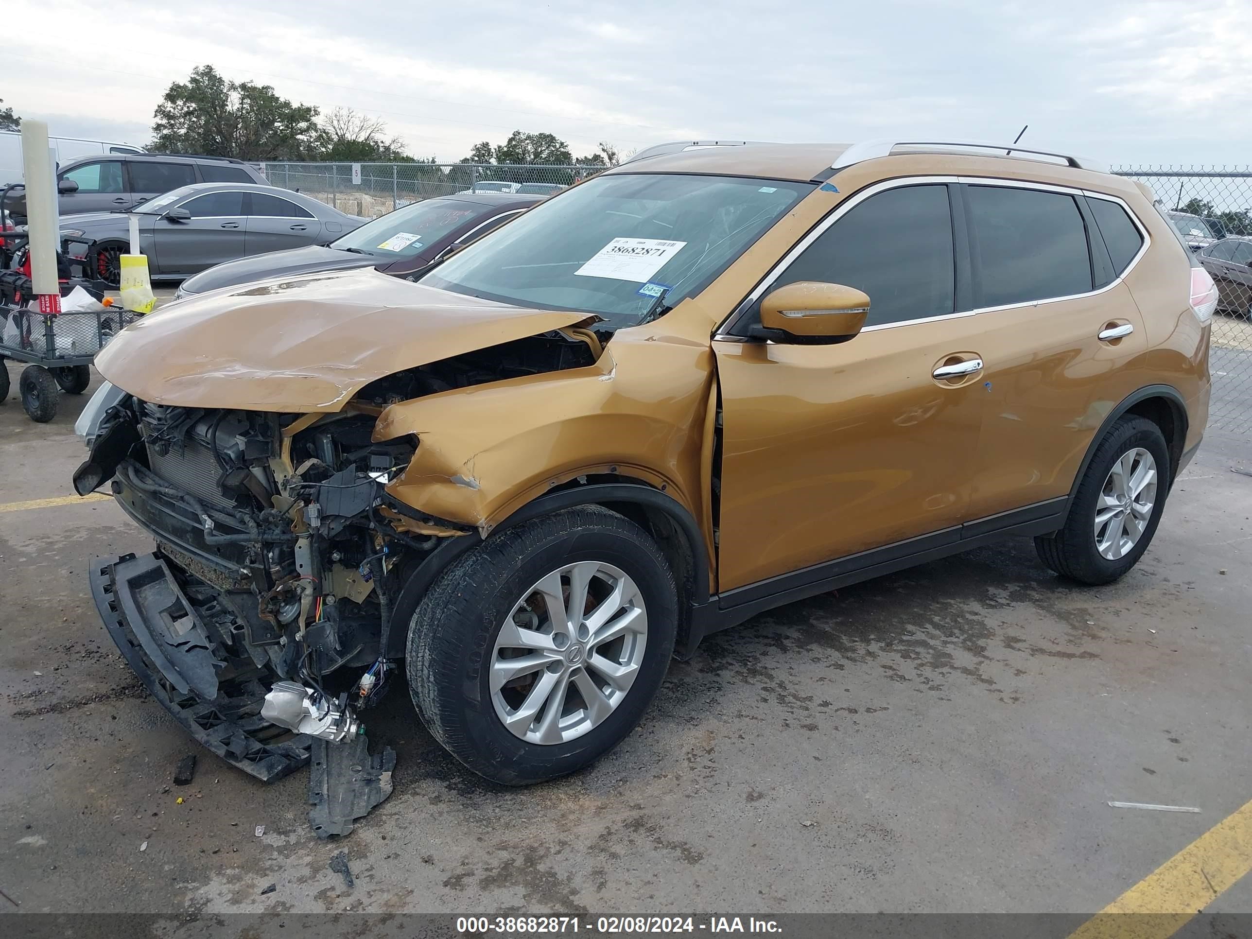 Photo 1 VIN: KNMAT2MT8FP505828 - NISSAN ROGUE 