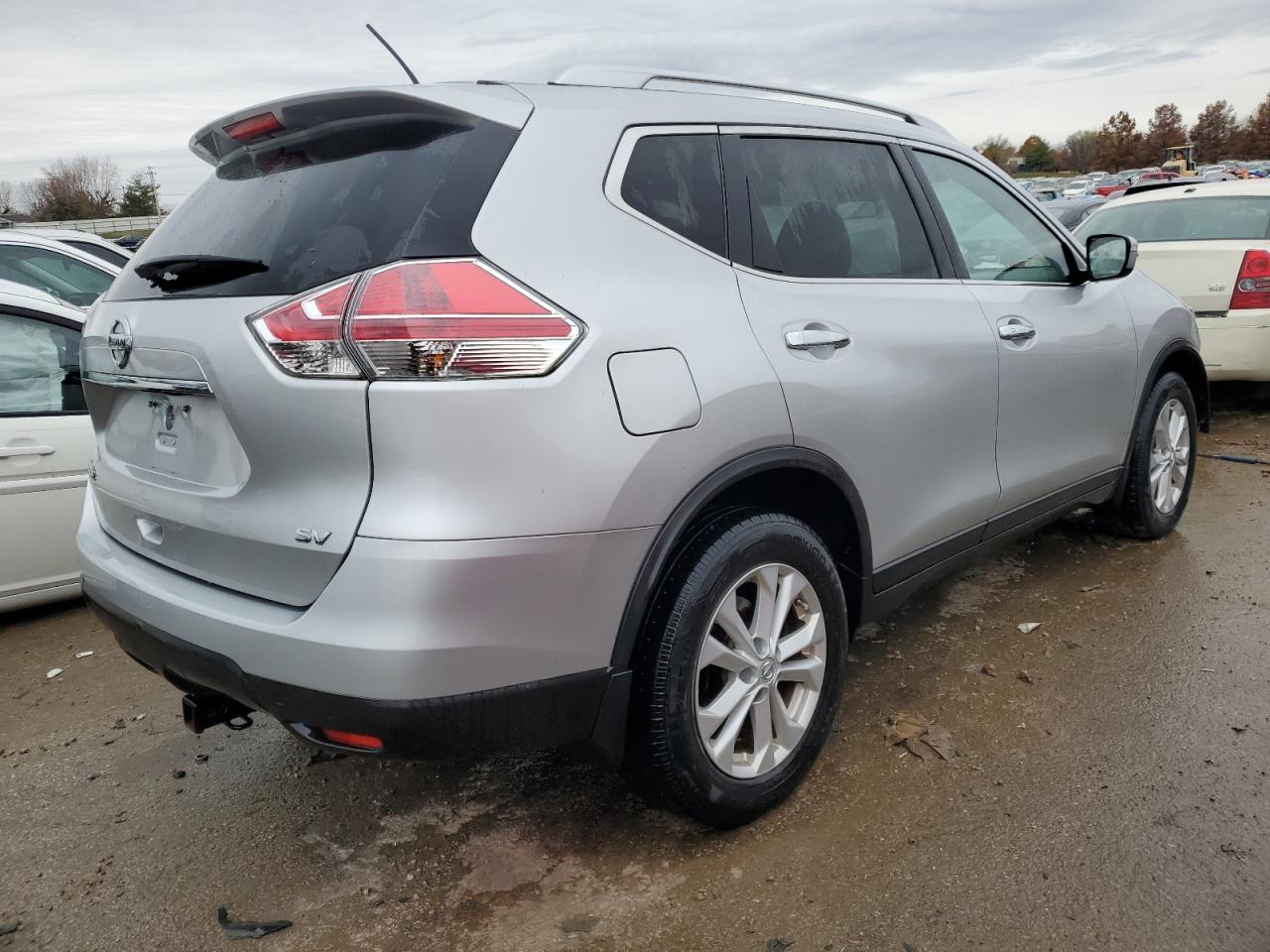 Photo 2 VIN: KNMAT2MT8FP519194 - NISSAN ROGUE 