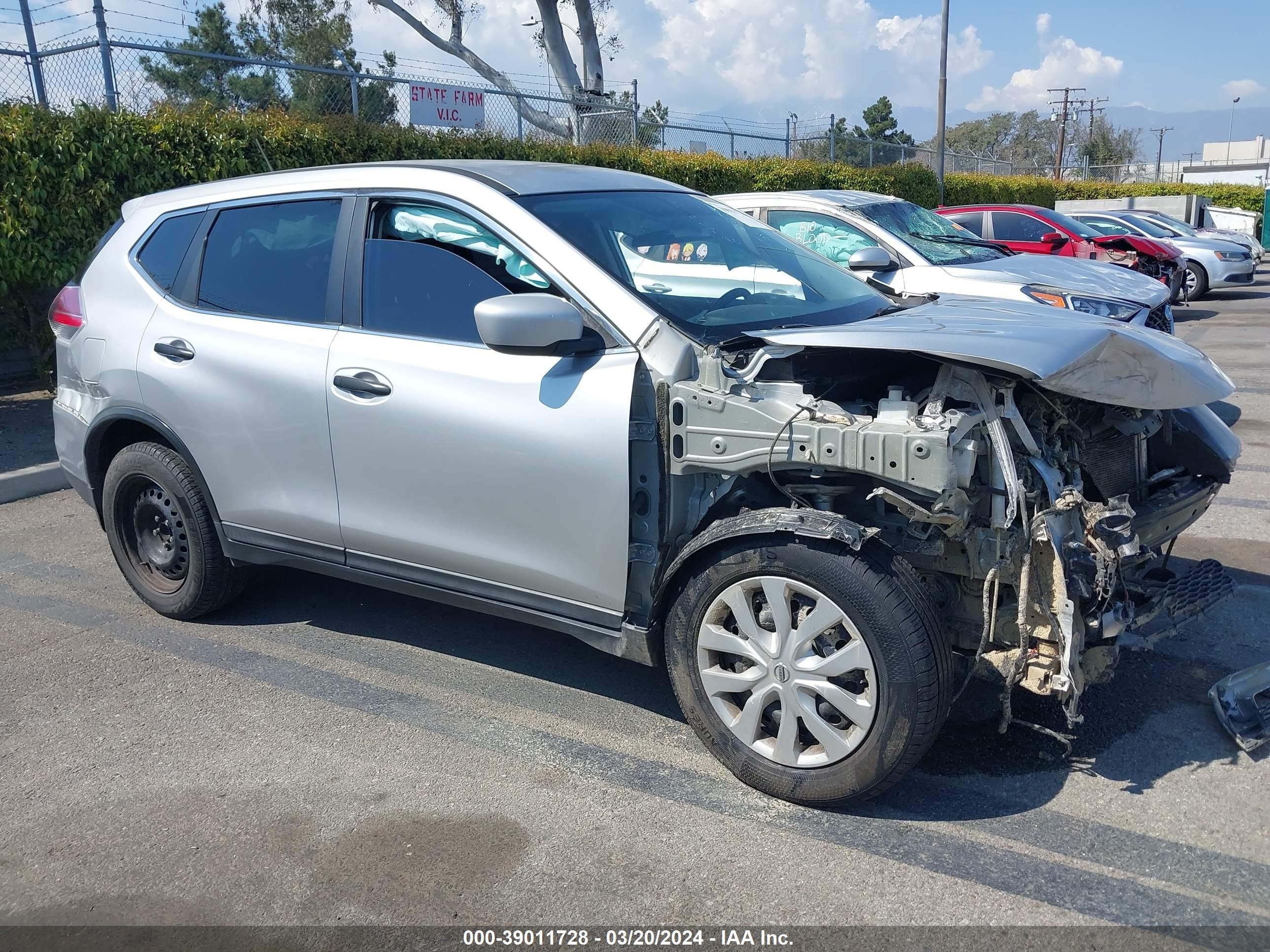 Photo 11 VIN: KNMAT2MT8GP601685 - NISSAN ROGUE 