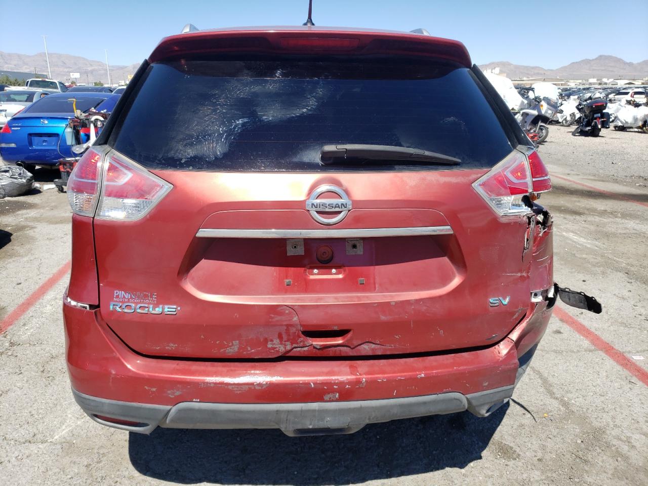 Photo 5 VIN: KNMAT2MT8GP712186 - NISSAN ROGUE 