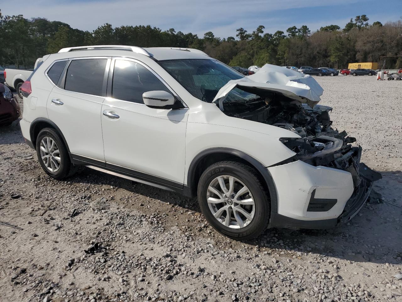 Photo 3 VIN: KNMAT2MT8JP525439 - NISSAN ROGUE 