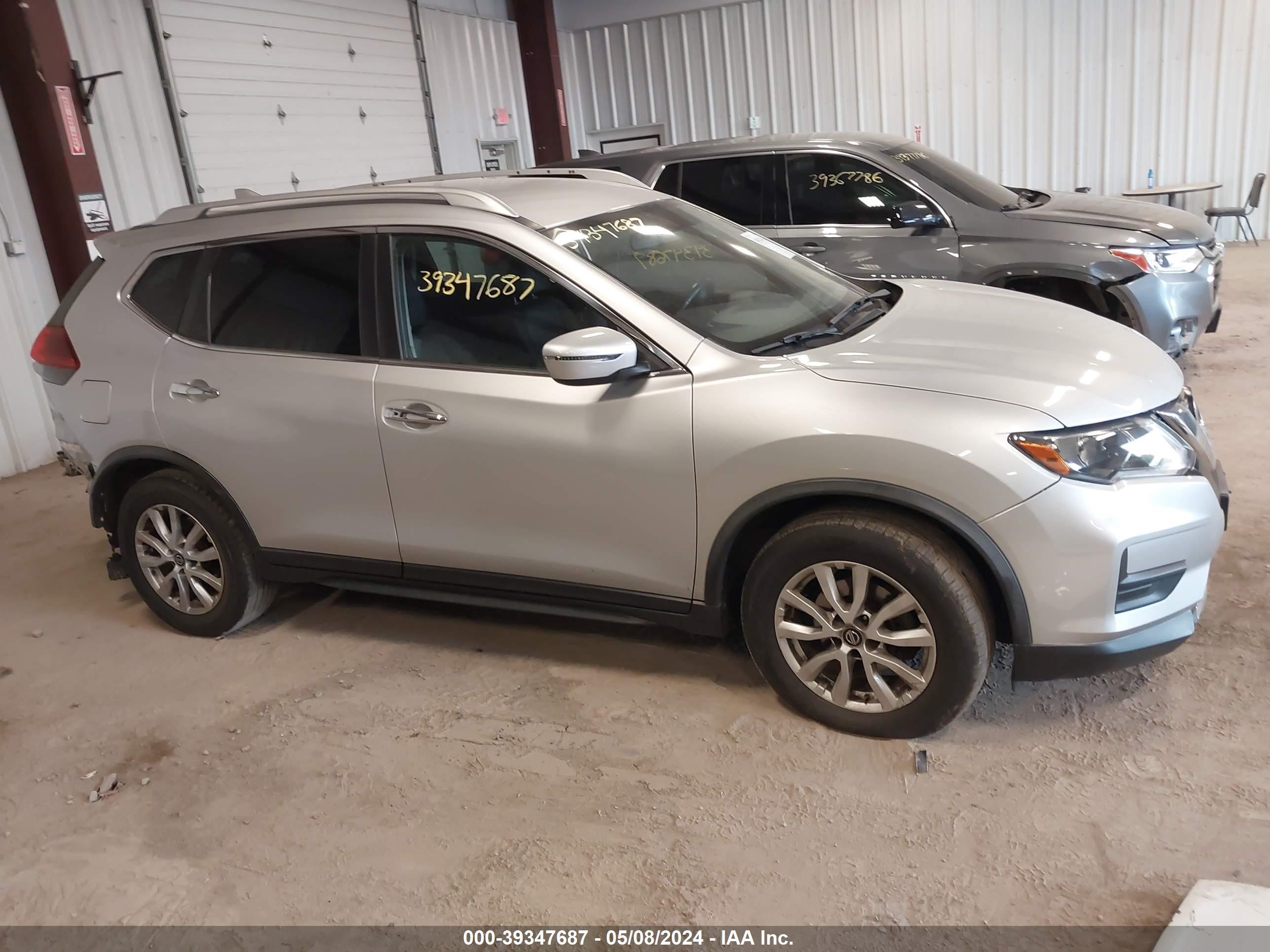 Photo 13 VIN: KNMAT2MT8JP602892 - NISSAN ROGUE 