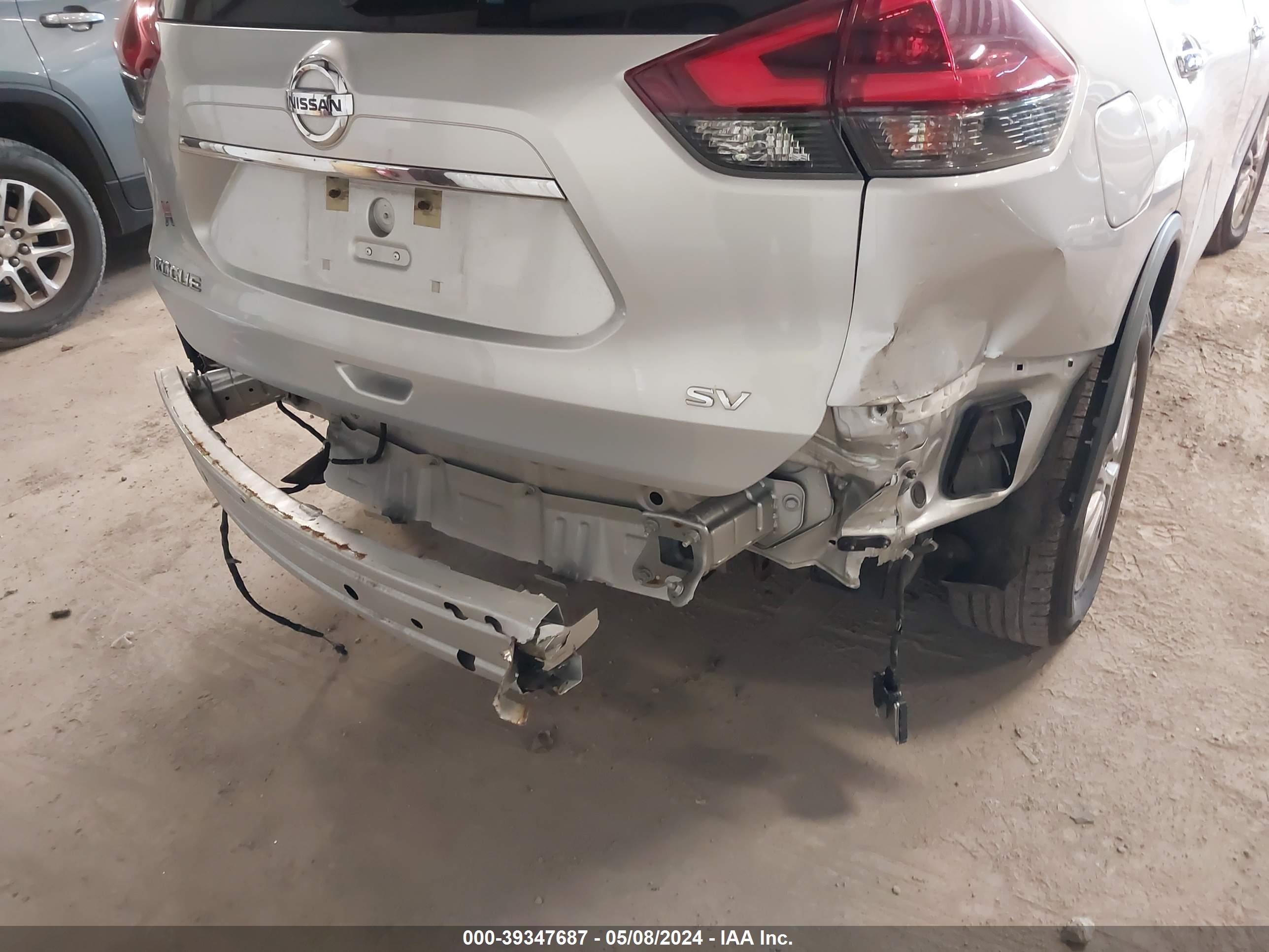 Photo 5 VIN: KNMAT2MT8JP602892 - NISSAN ROGUE 