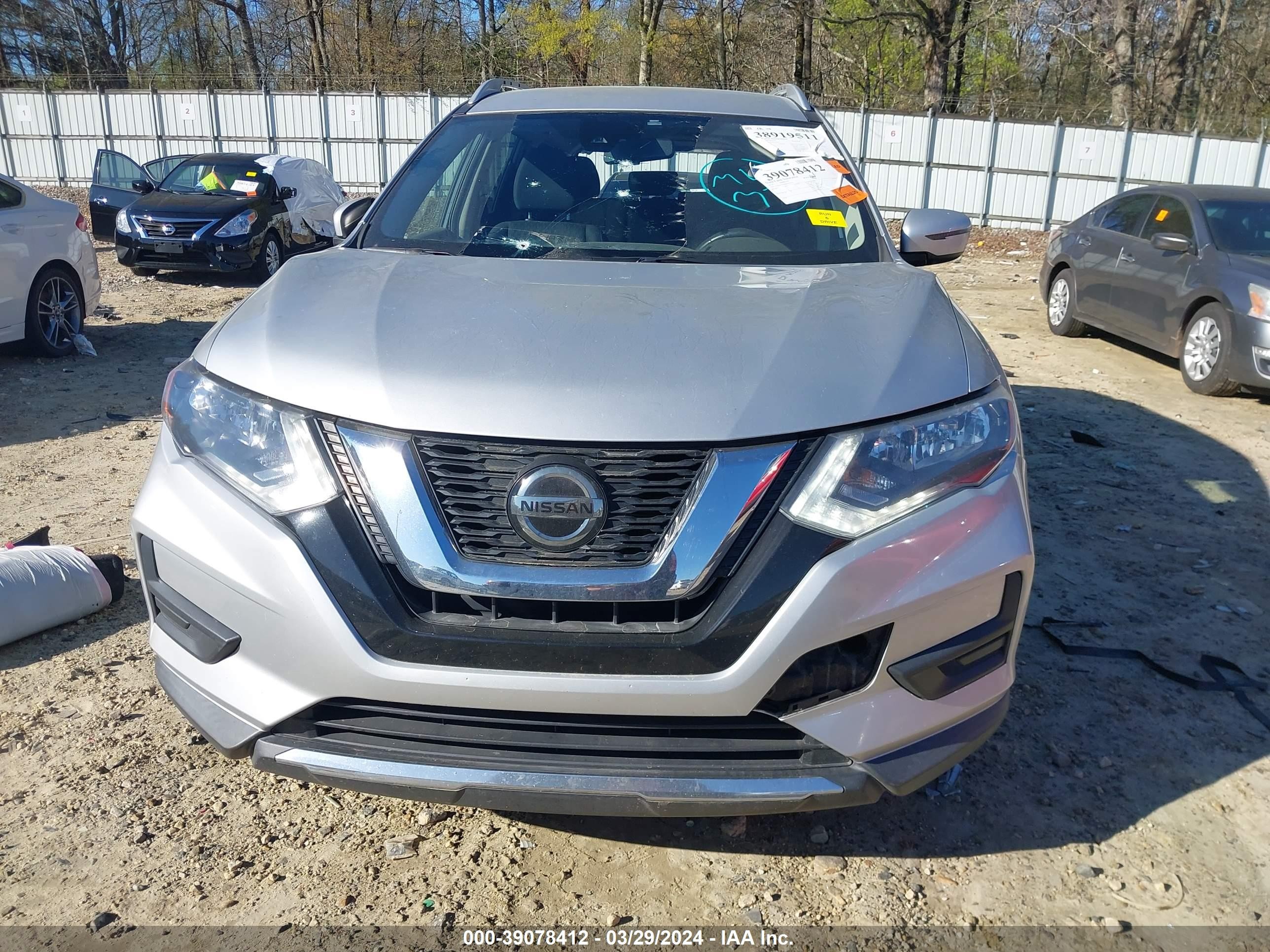 Photo 12 VIN: KNMAT2MT8KP527970 - NISSAN ROGUE 