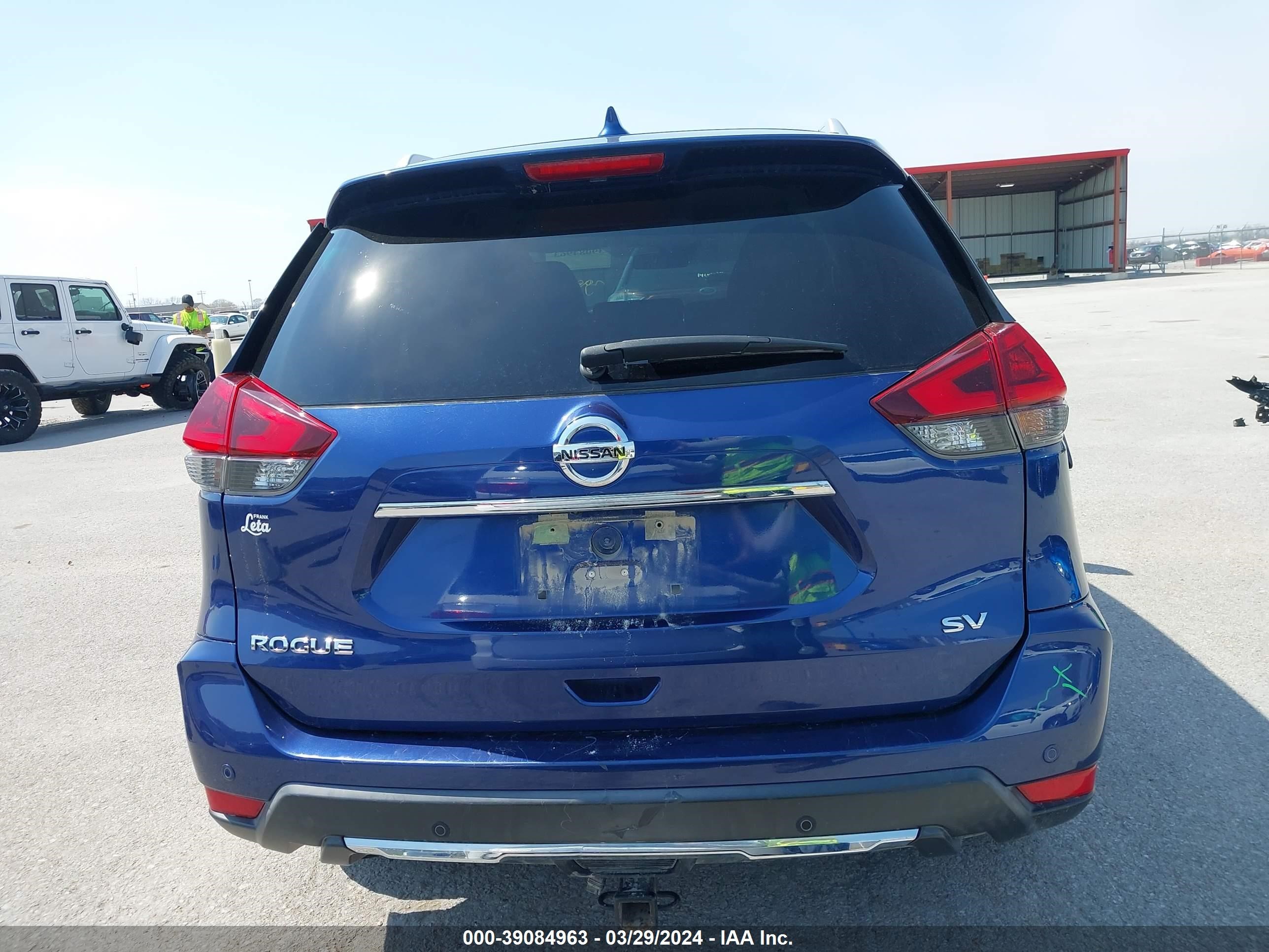 Photo 16 VIN: KNMAT2MT8KP535695 - NISSAN ROGUE 