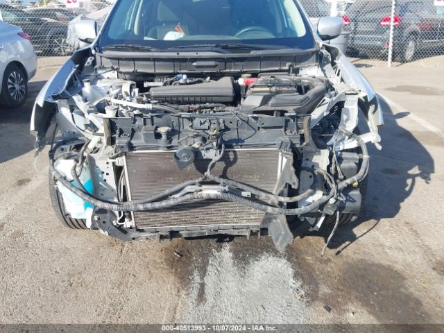 Photo 5 VIN: KNMAT2MTXHP517417 - NISSAN ROGUE 