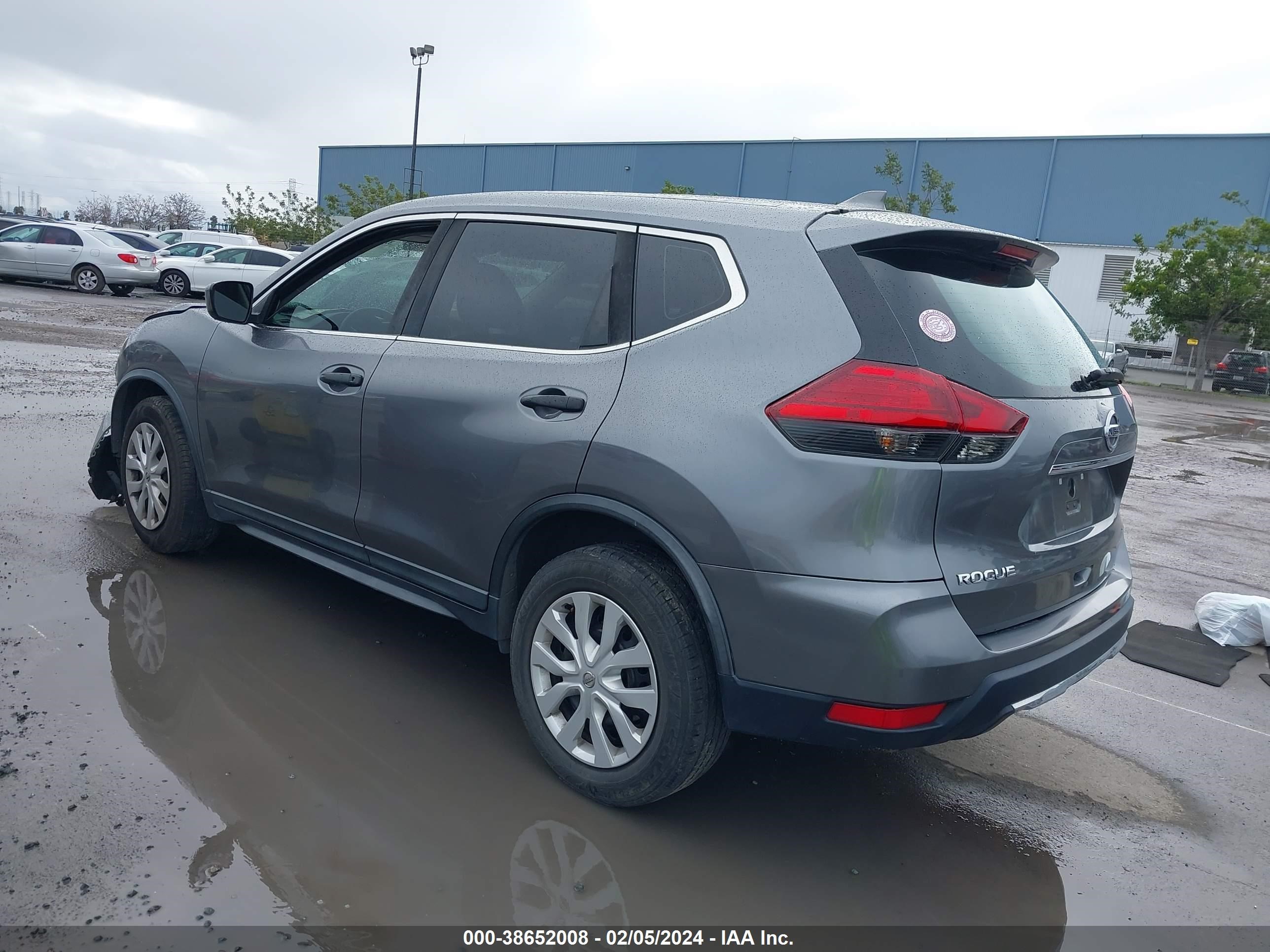 Photo 2 VIN: KNMAT2MTXHP544973 - NISSAN ROGUE 