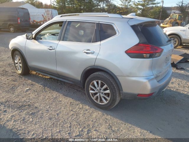 Photo 2 VIN: KNMAT2MTXHP546223 - NISSAN ROGUE 