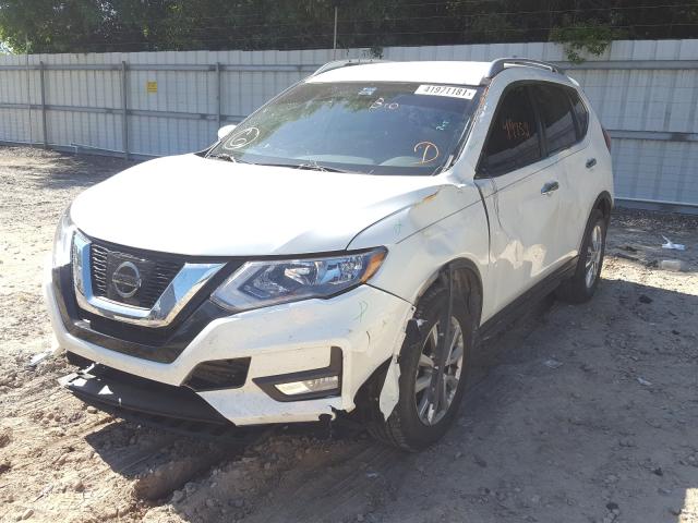 Photo 1 VIN: KNMAT2MTXHP597527 - NISSAN ROGUE 