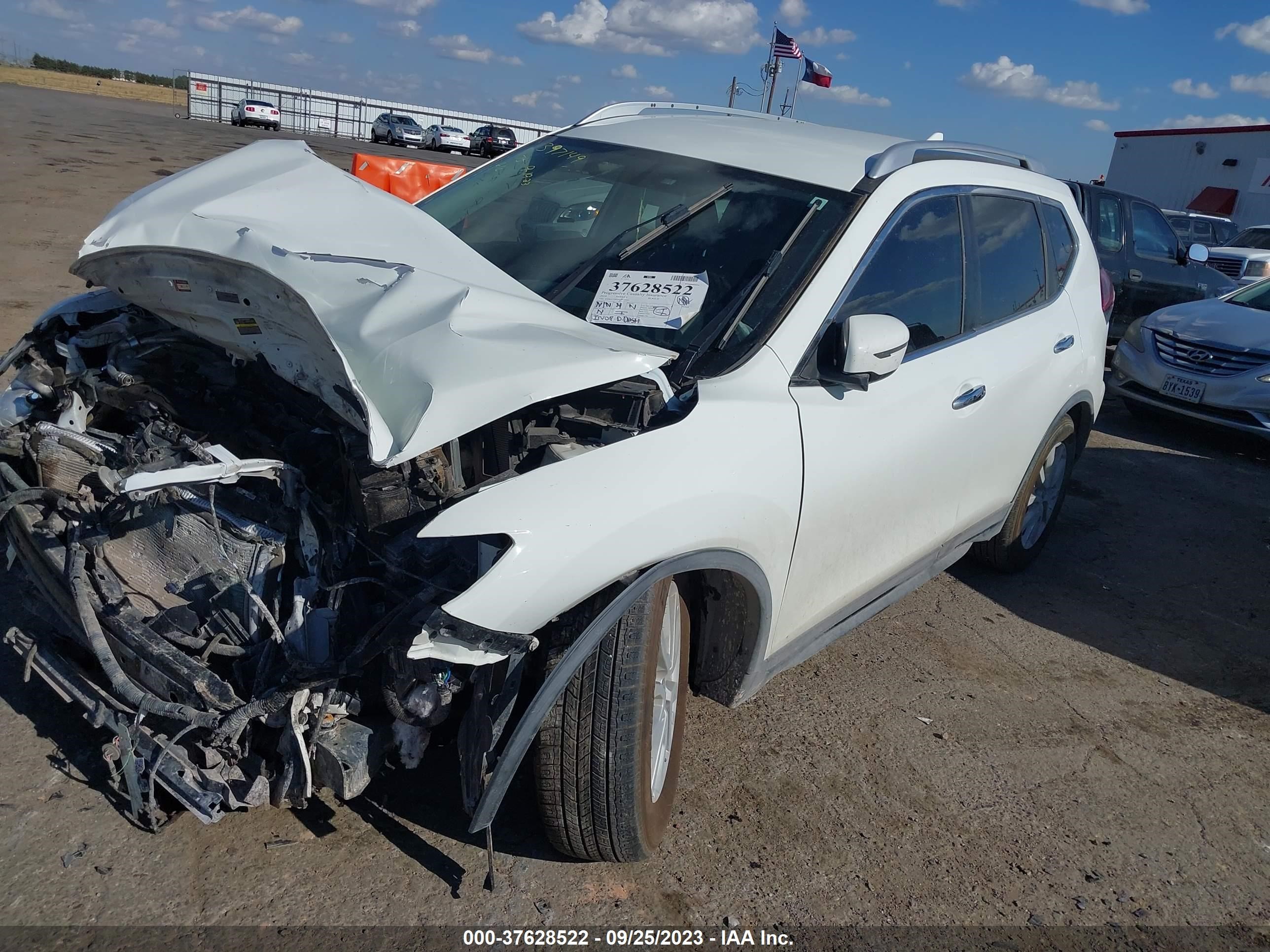 Photo 1 VIN: KNMAT2MTXJP525264 - NISSAN ROGUE 