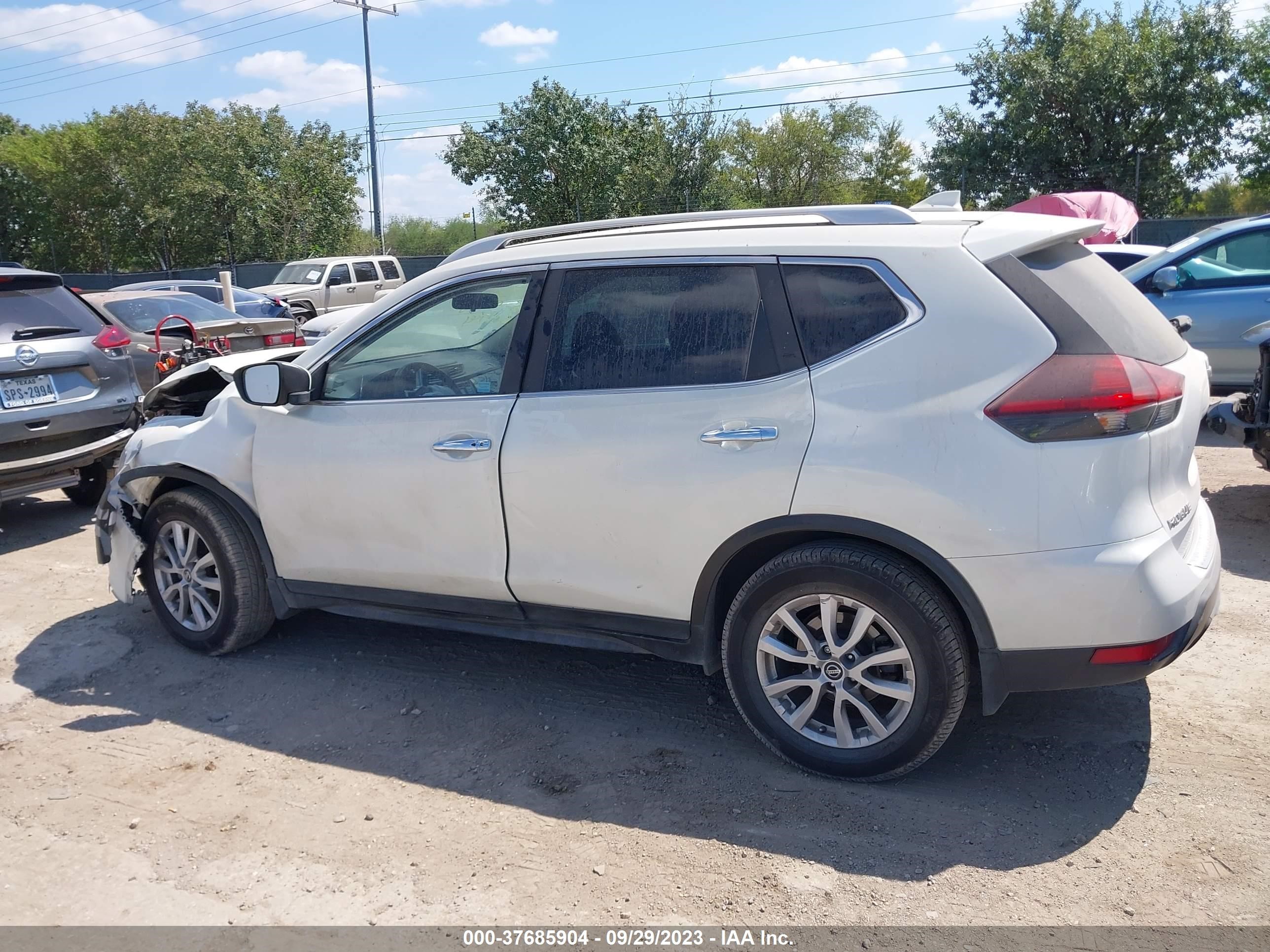 Photo 13 VIN: KNMAT2MTXJP605941 - NISSAN ROGUE 