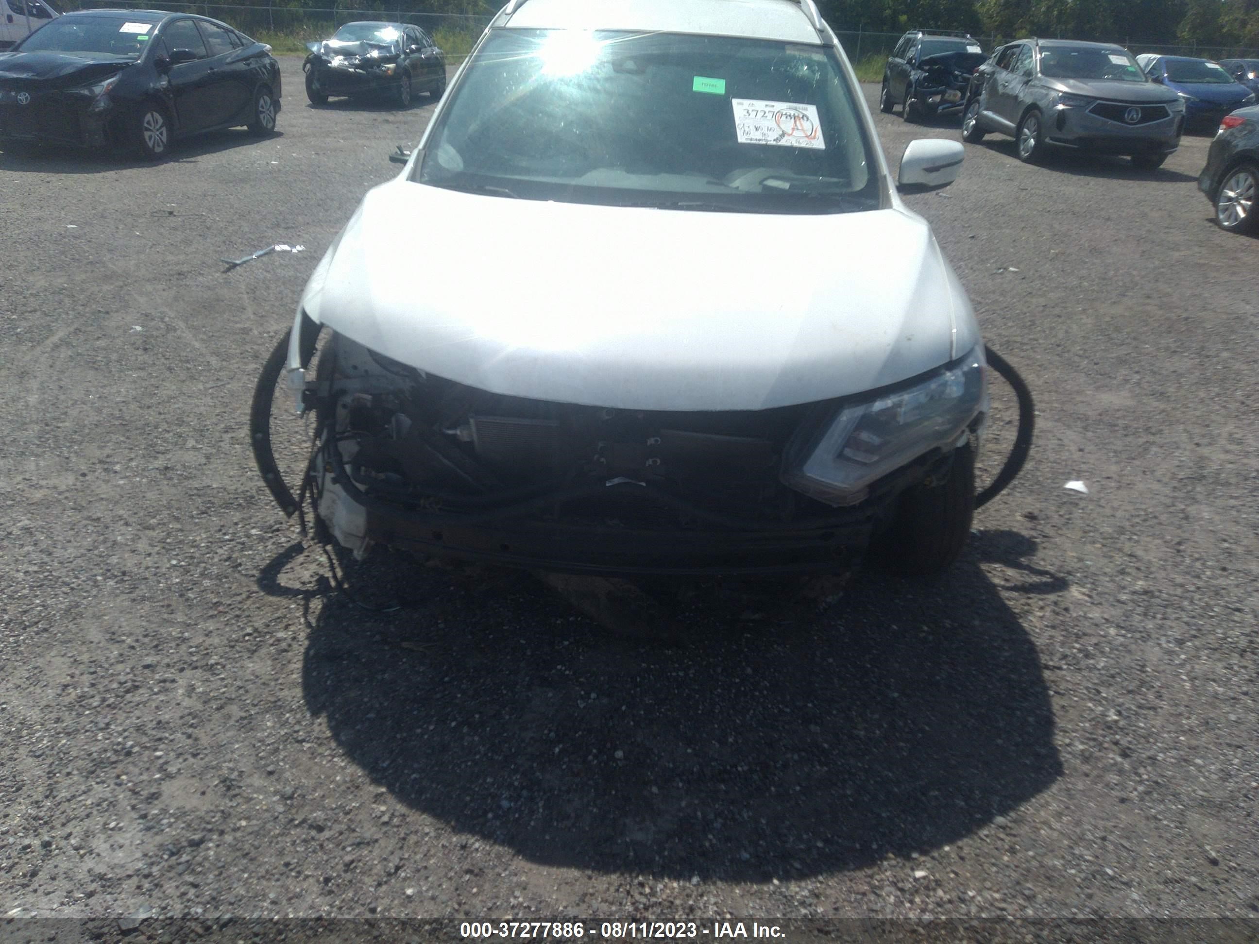 Photo 11 VIN: KNMAT2MTXKP510765 - NISSAN ROGUE 