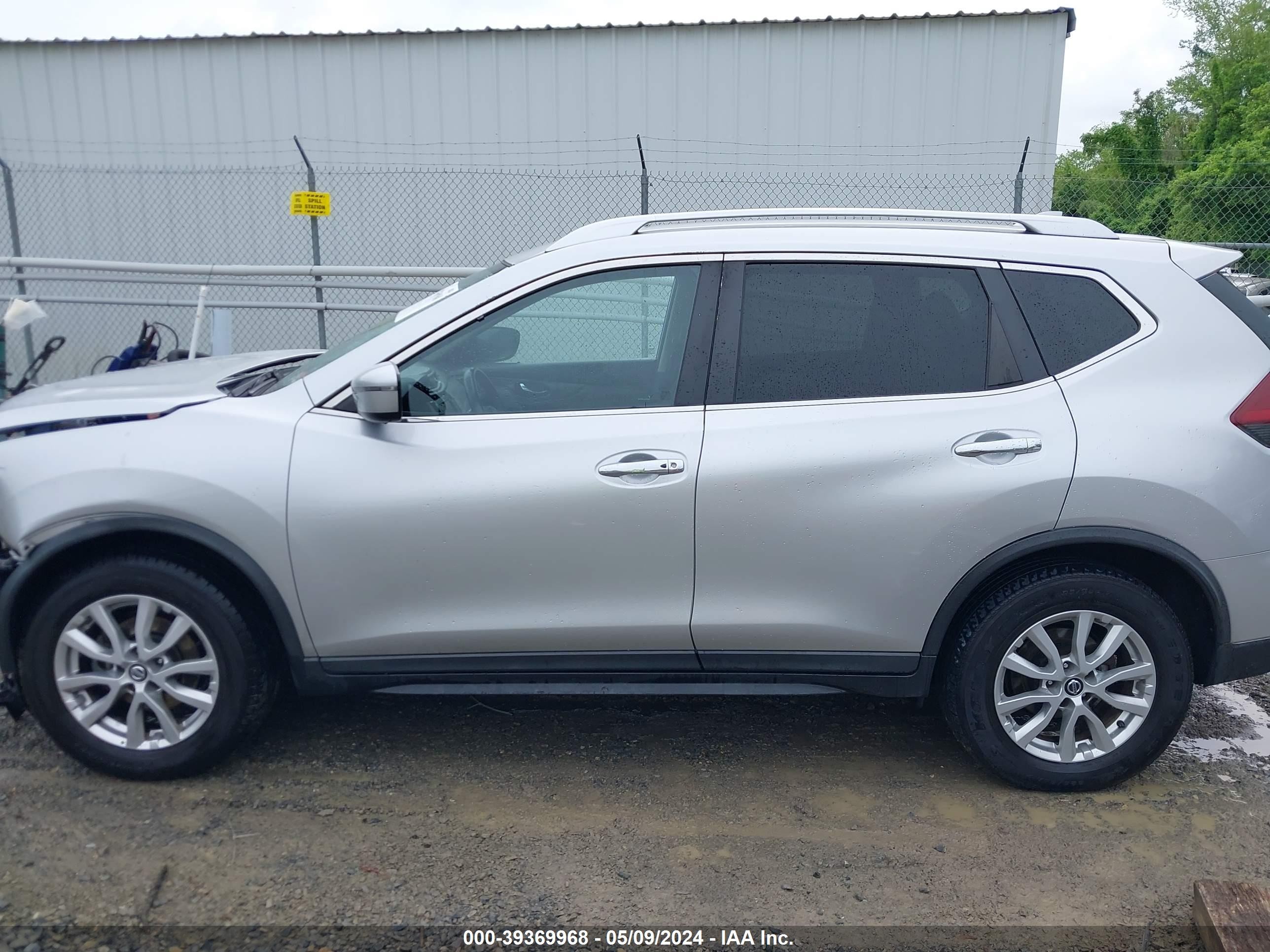 Photo 14 VIN: KNMAT2MTXLP501758 - NISSAN ROGUE 